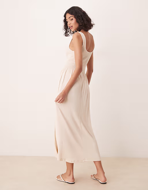 crinkle sweetheart neck midi dress in stone