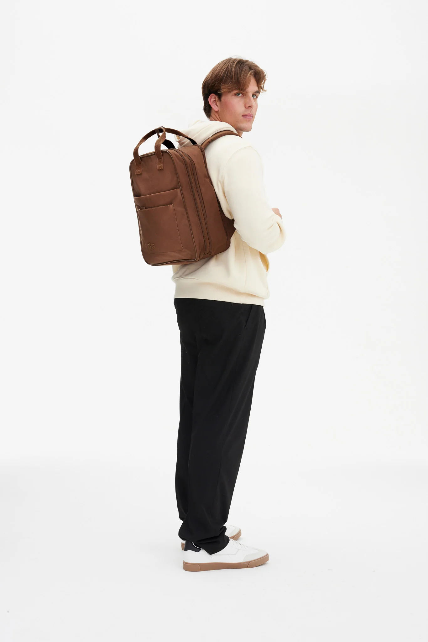 BEIS 'The Expandable Backpack in Maple