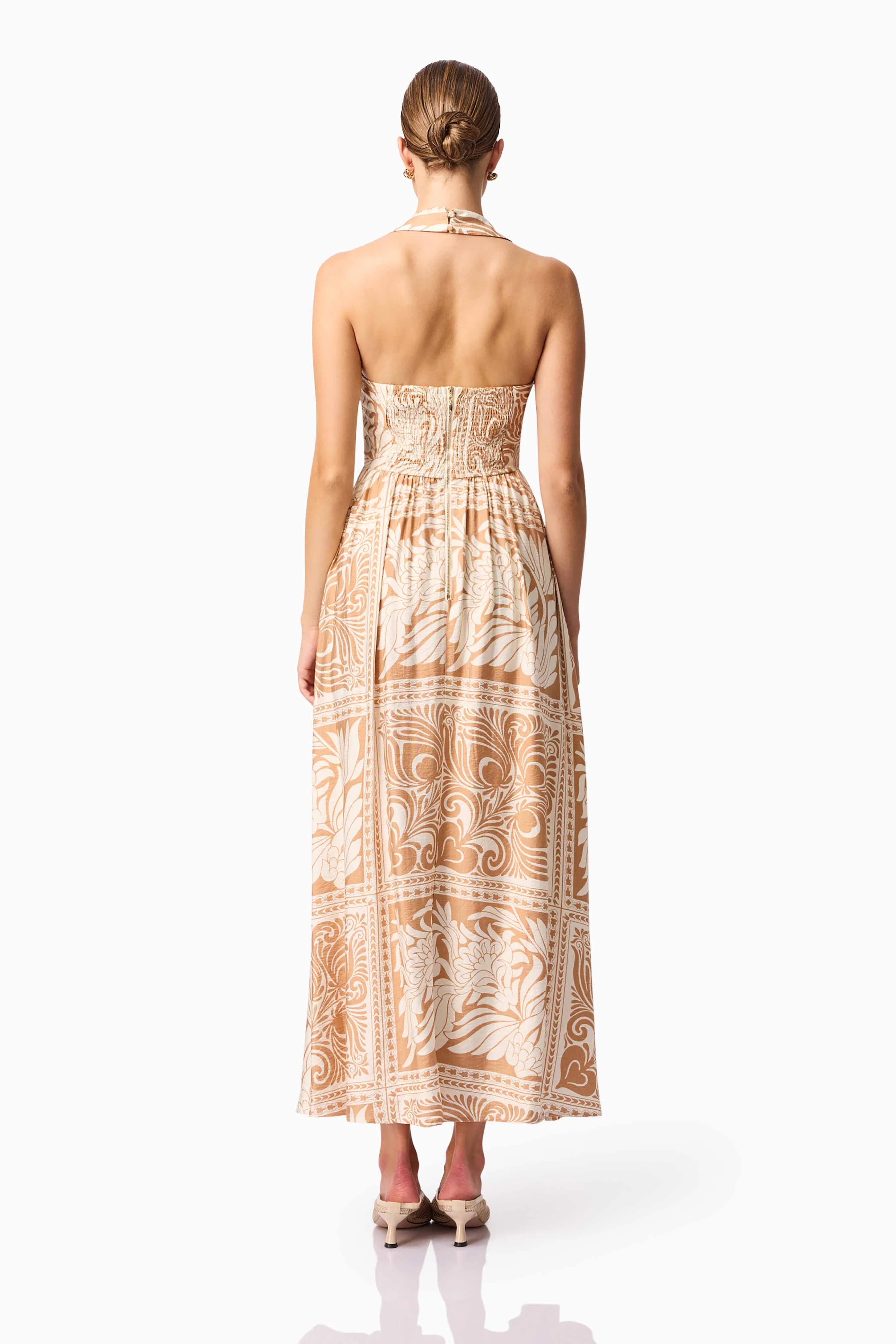 CURAAE Sandi Collar Midi Dress in Beige