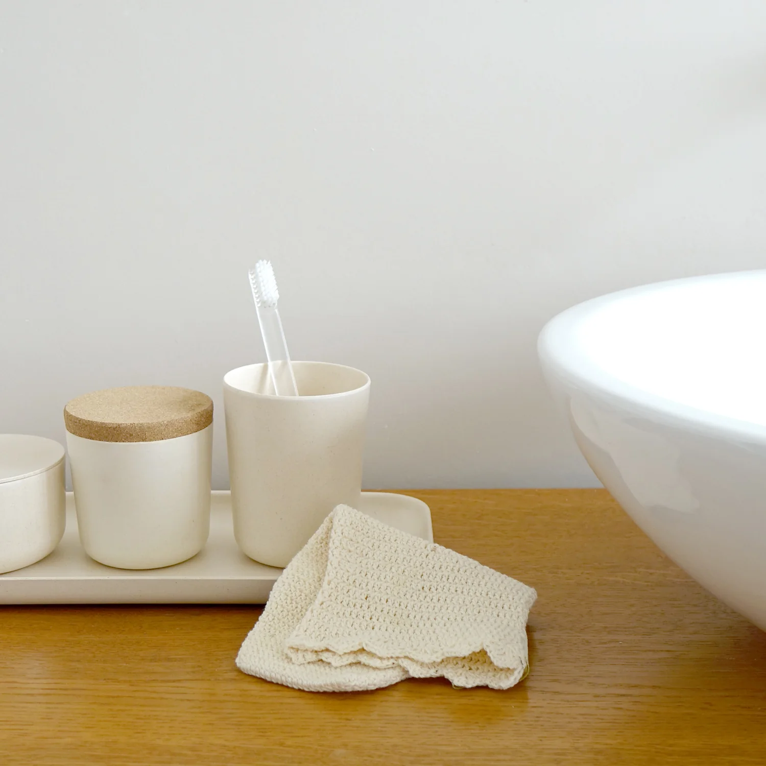 Vogeelle Toothbrush Holder / Bathroom Cup - Off White