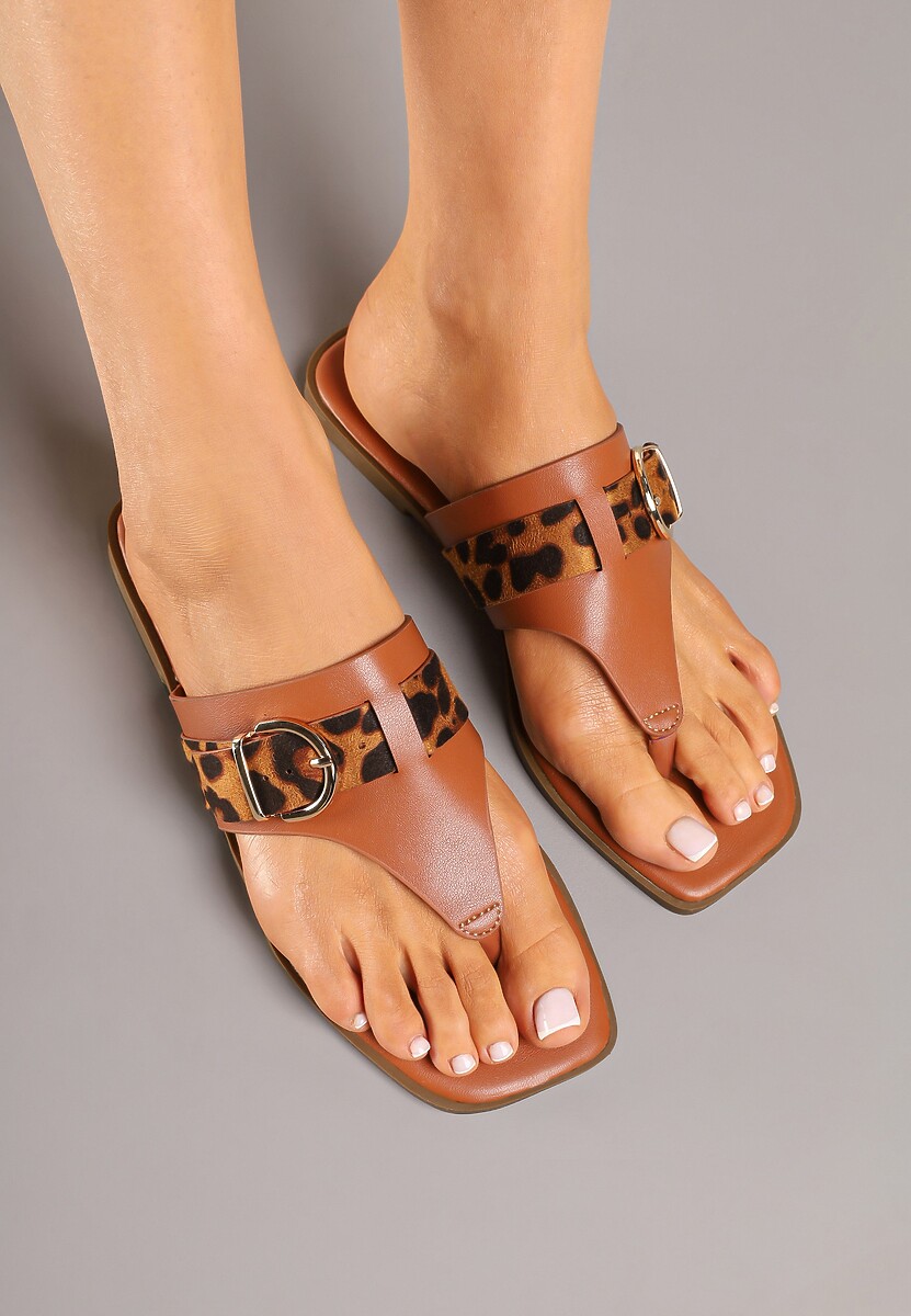 Brązowe Klapki z Ozdobną Klamerką i Wstawkami Animal Print Savicelle