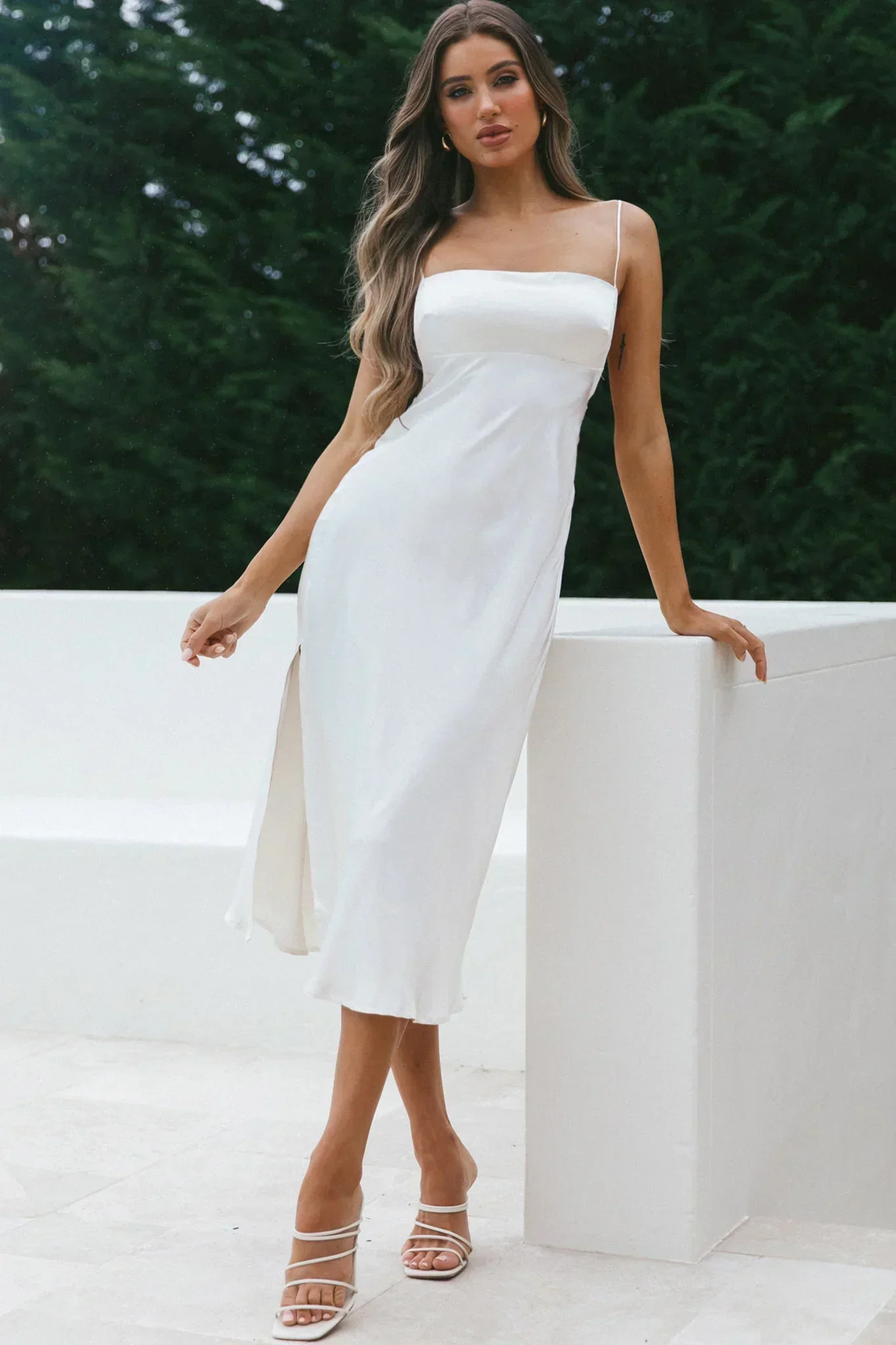 Dolce Life Low Back Midi Dress Oyster