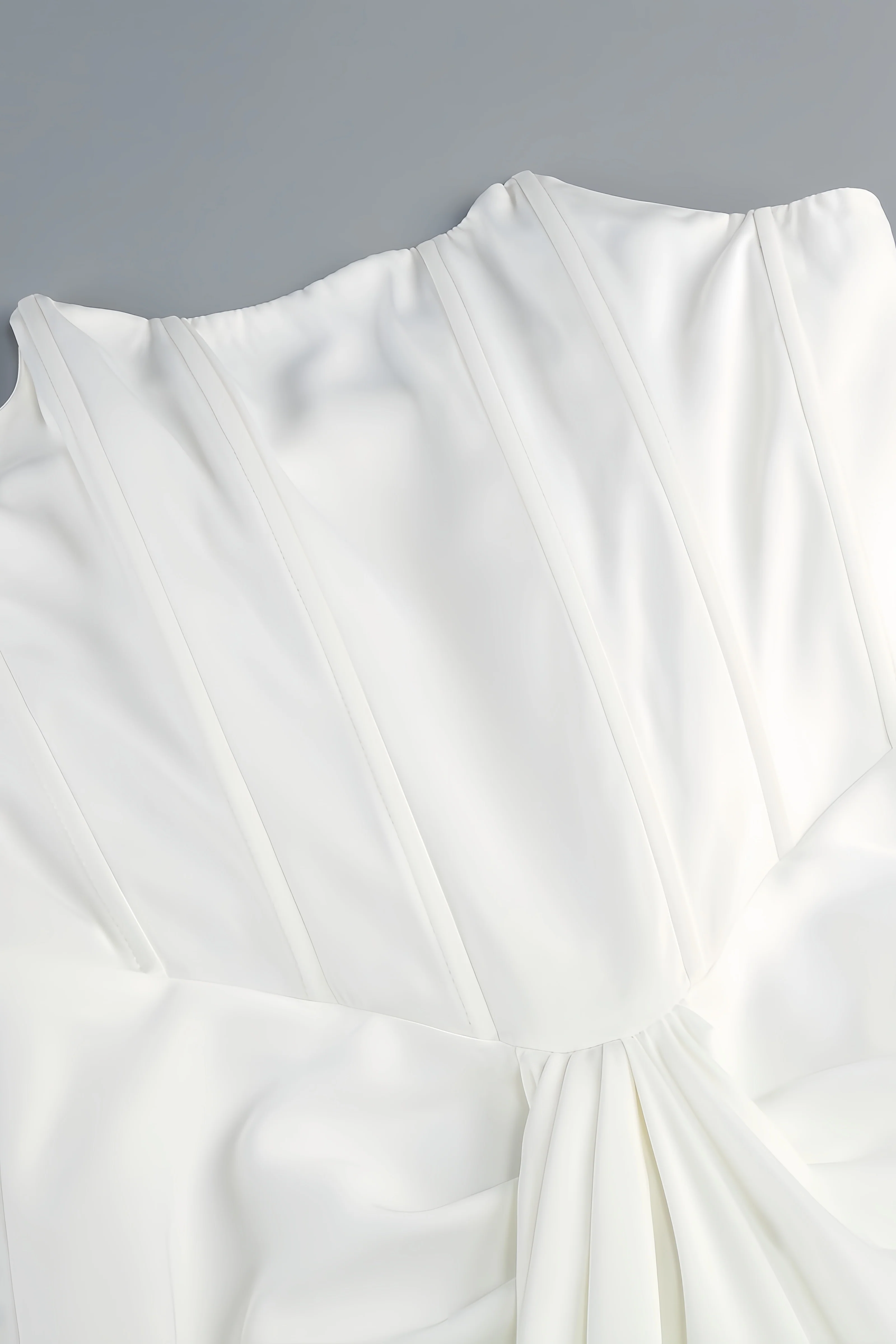 Donna White Strapless Fishbone Maxi Dress