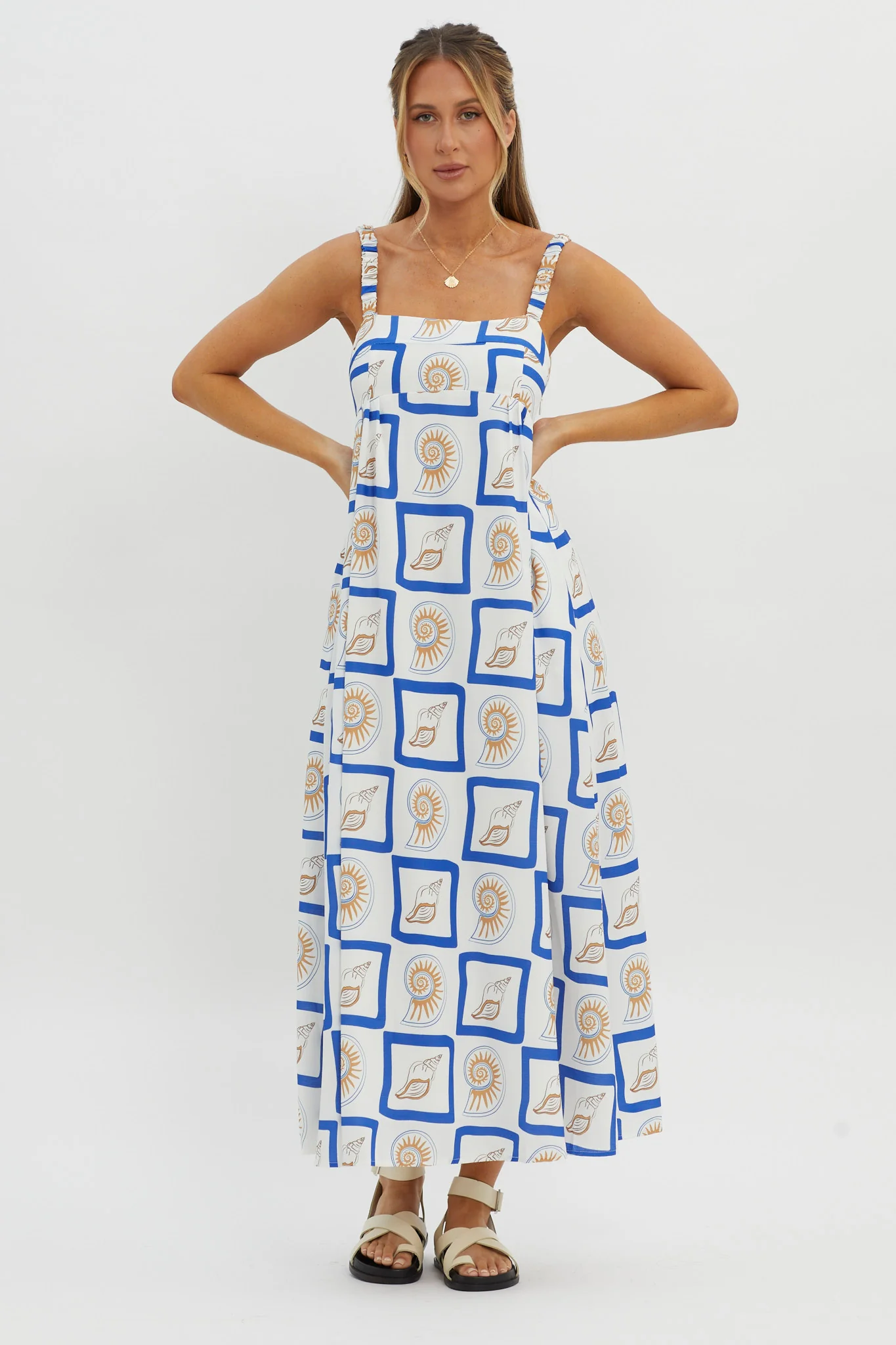 LOST IN LUNAR Katie Maxi Dress Shell Print