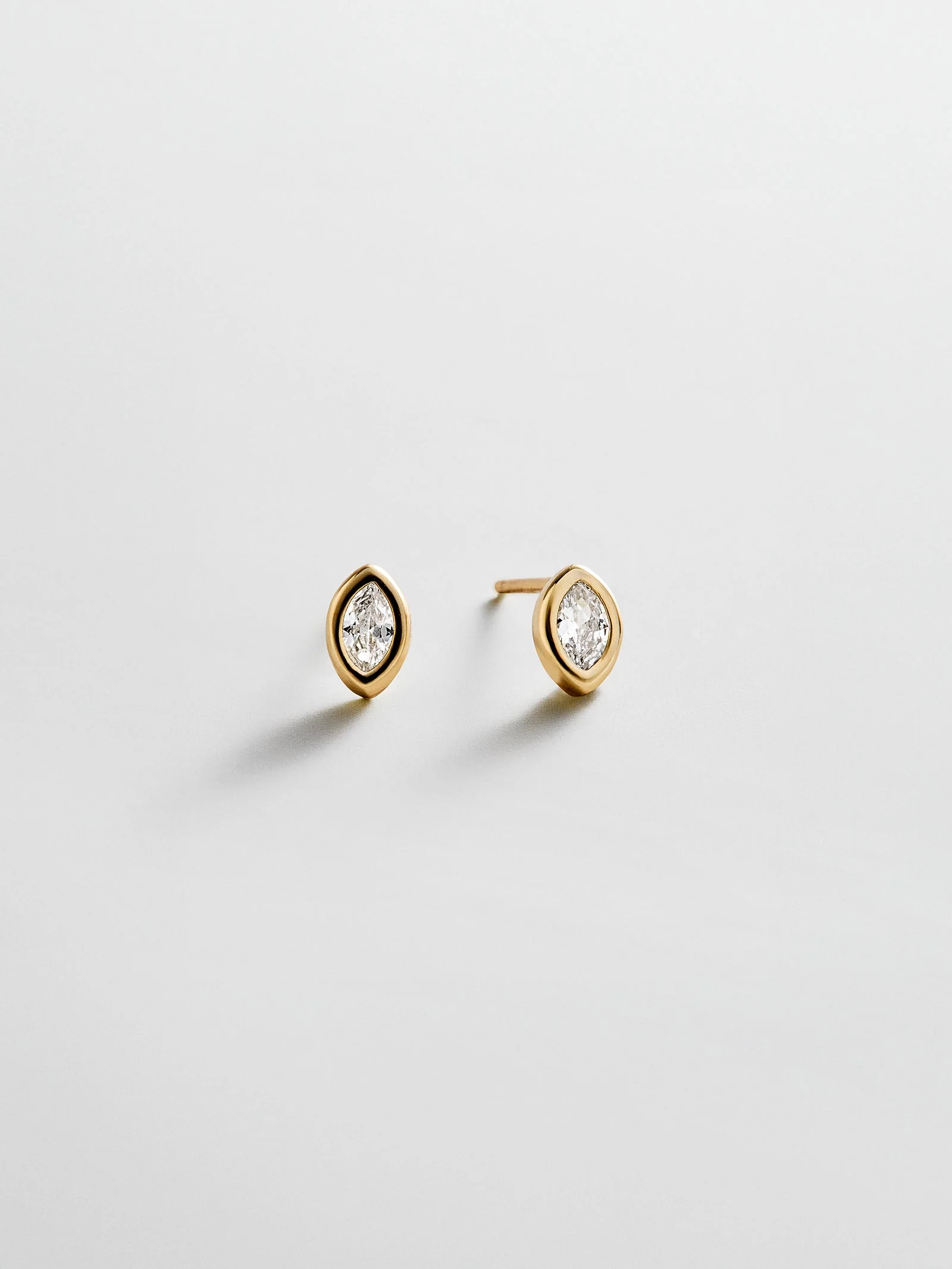 Elaine 14K Gold Stud Earrings - Marquise Stone