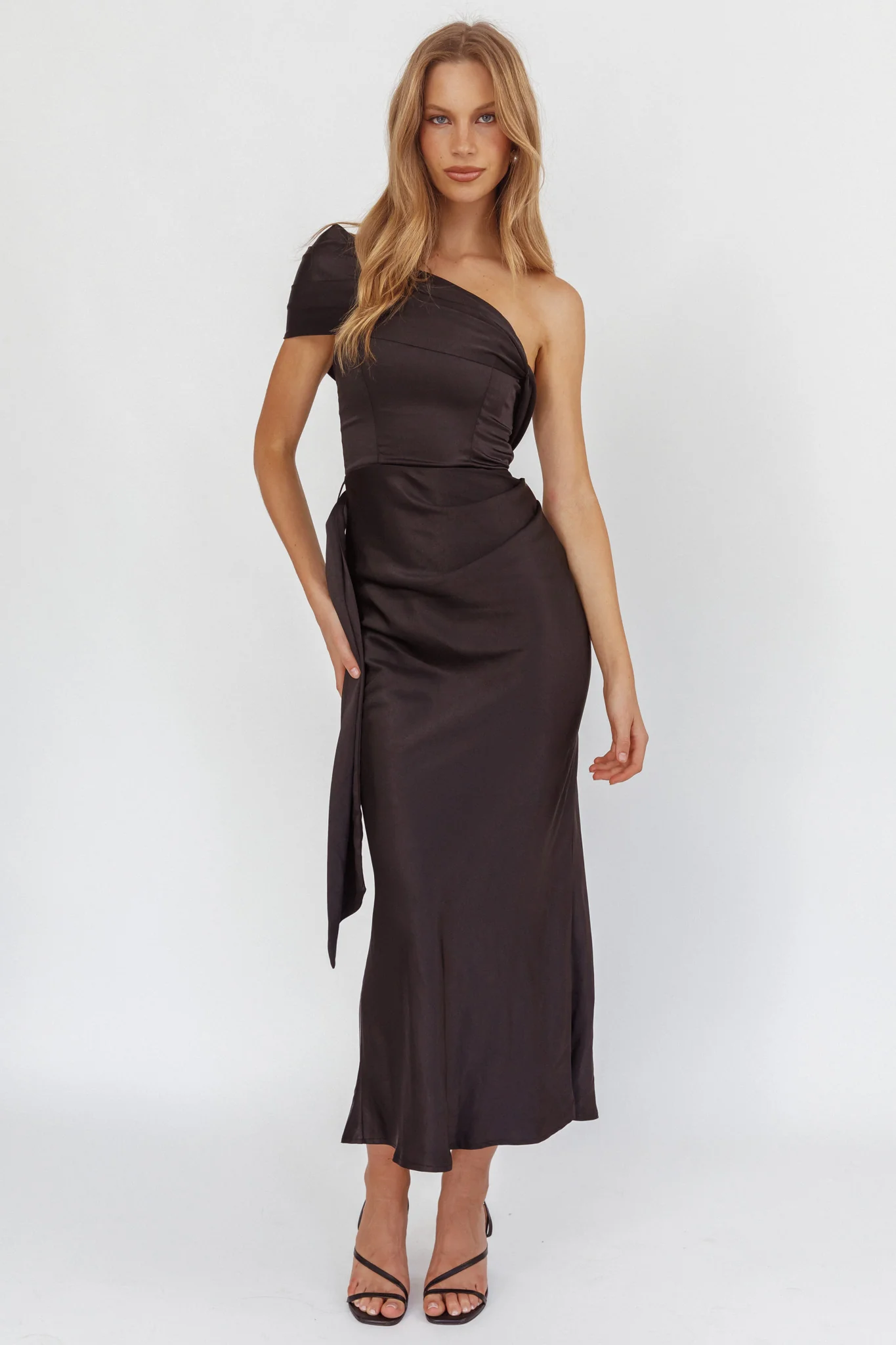 Guinevere One-Shoulder Waist Sash Maxi Dress Black - luluinthesky