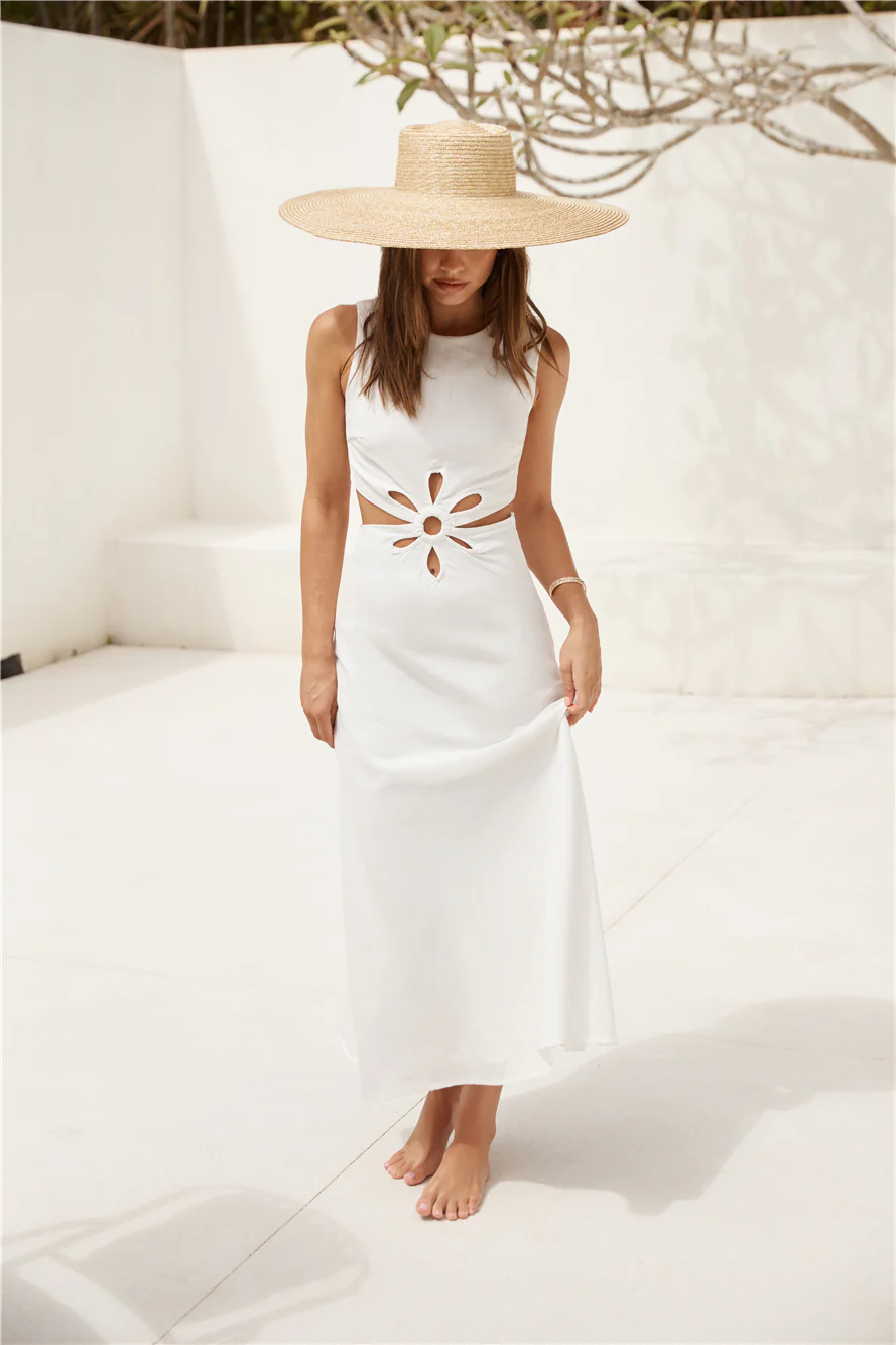Fluttering Hearts Maxi Dress White - luluinthesky