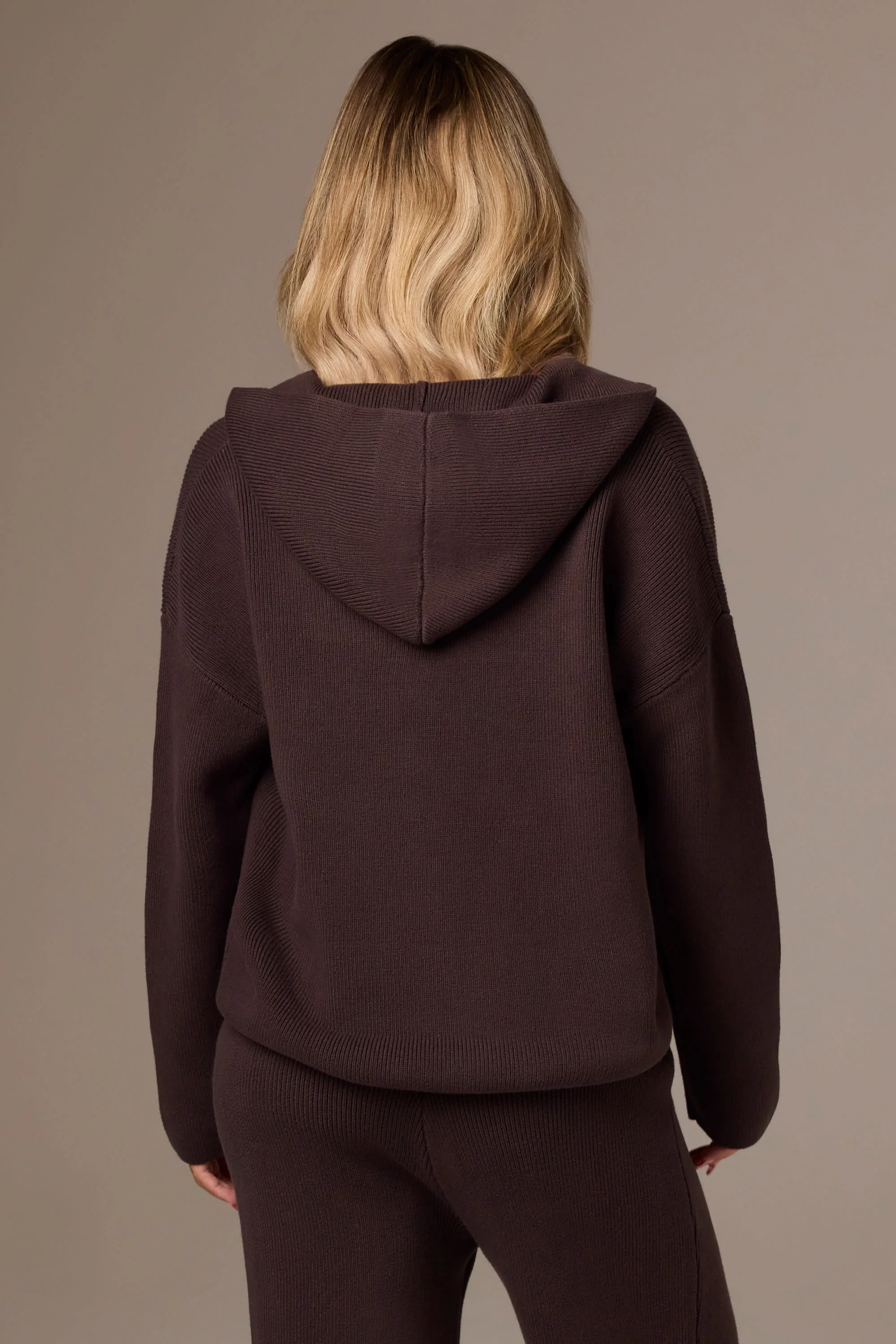 Ribbed Knit Oversized Hoodie in Pecan