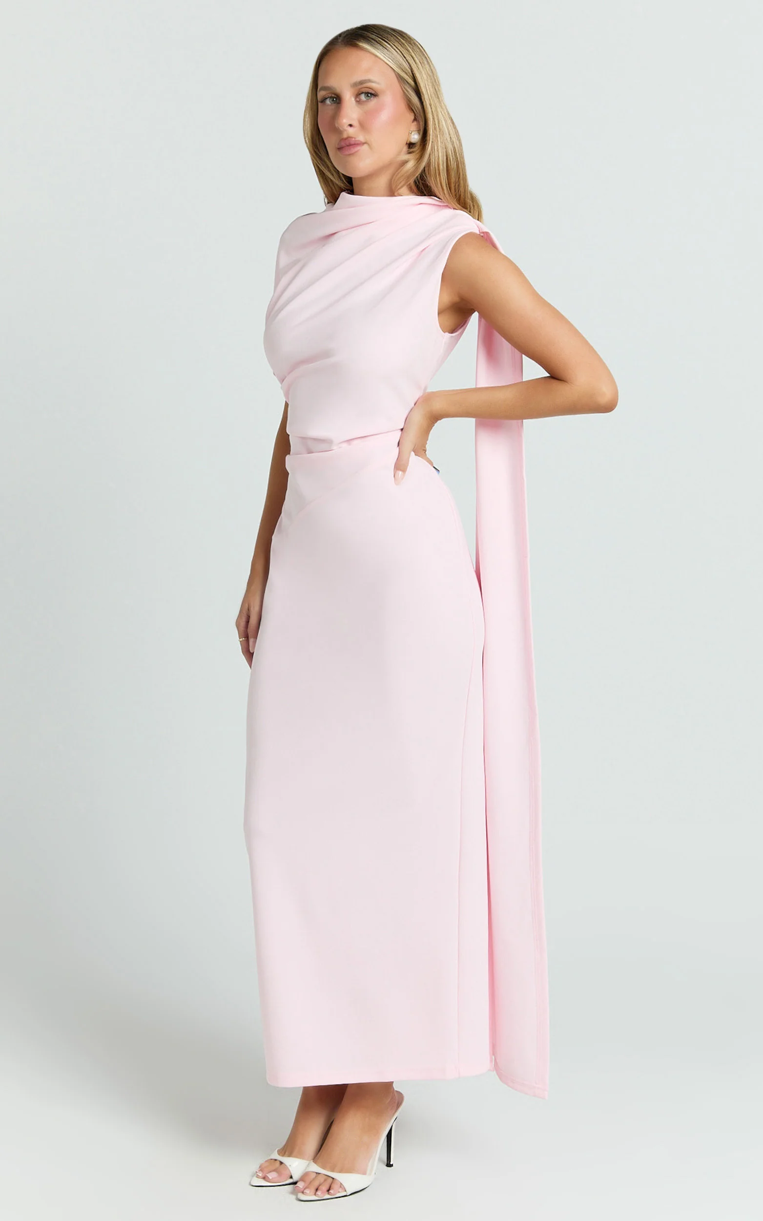 Visenta Midi Dress