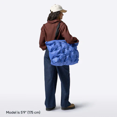Owala The Cloud Inflatable insulation. Packs flat. 16L capacity Al Fresco