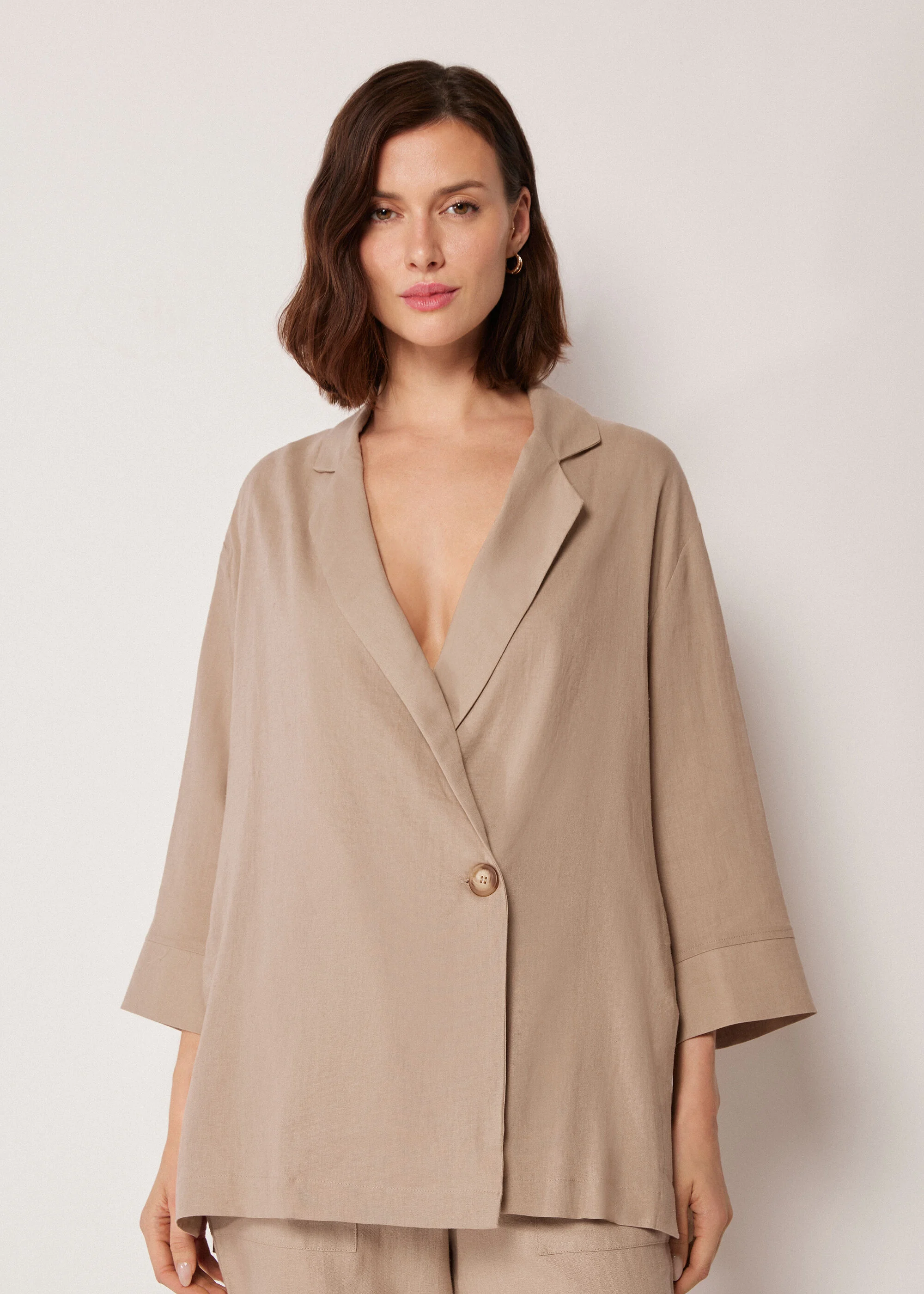 Loose Fit Blazer with Linen