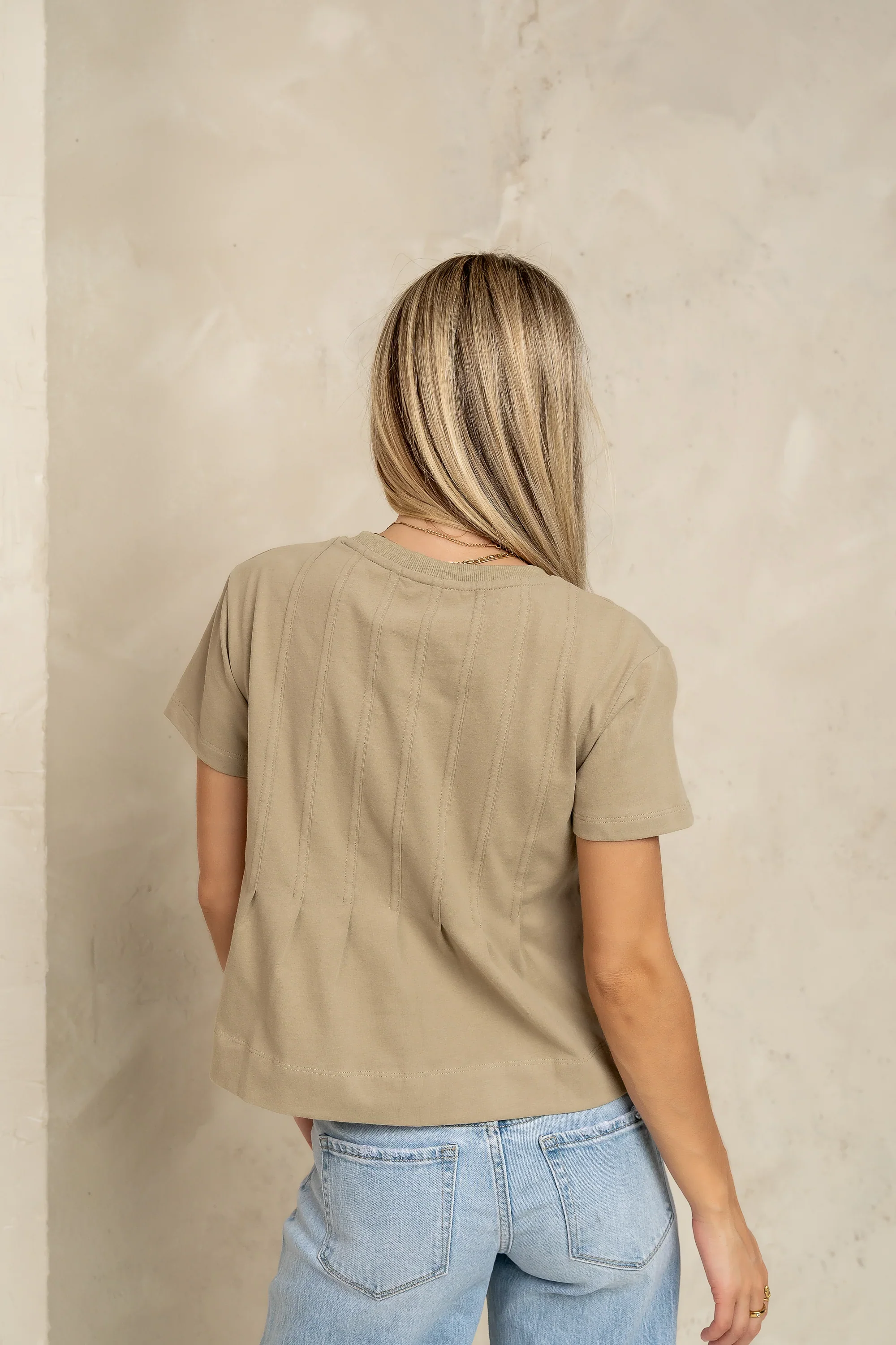 Cattelain Pleated Top in Olive
