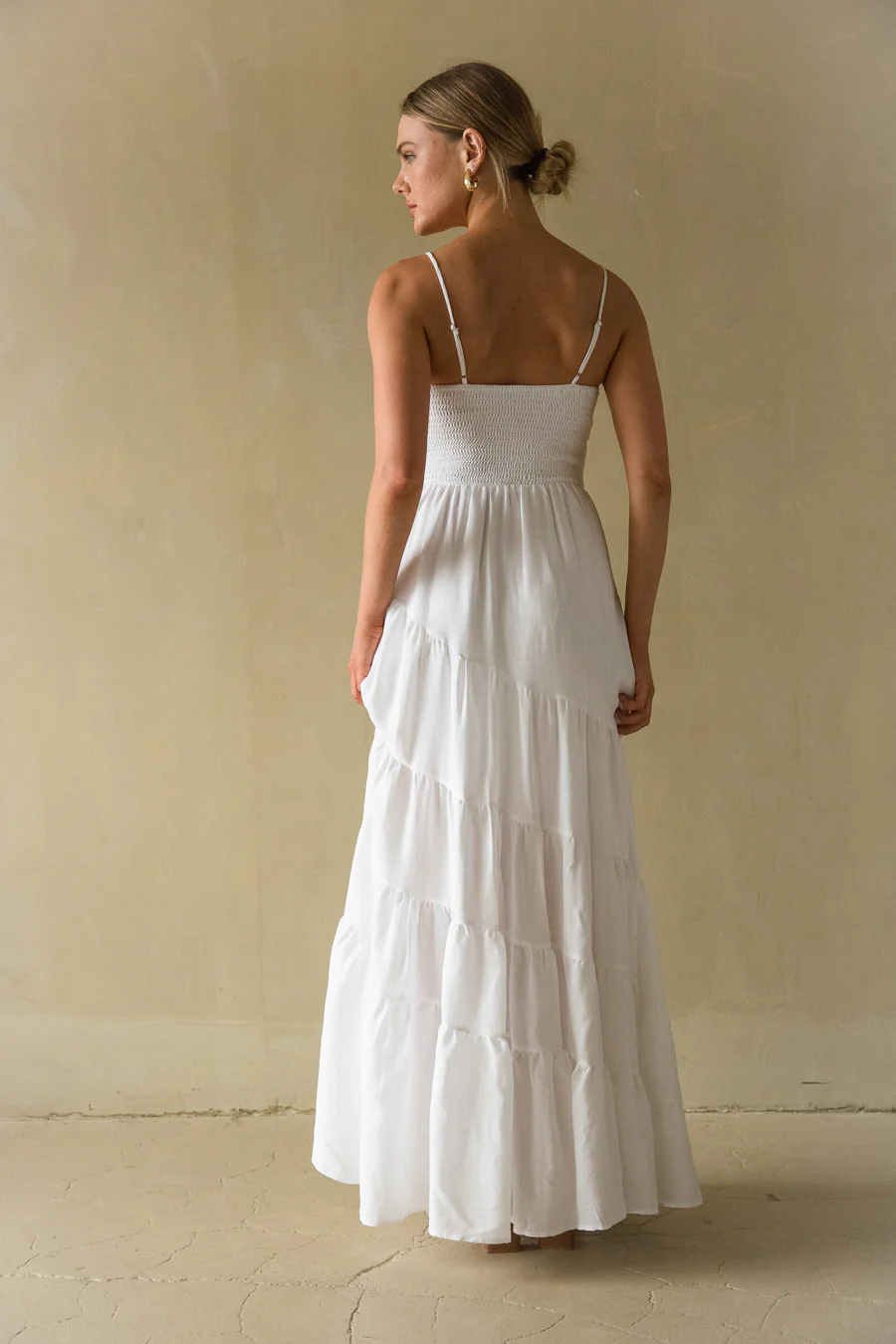 Donna Twist Front Maxi Dress - luluinthesky