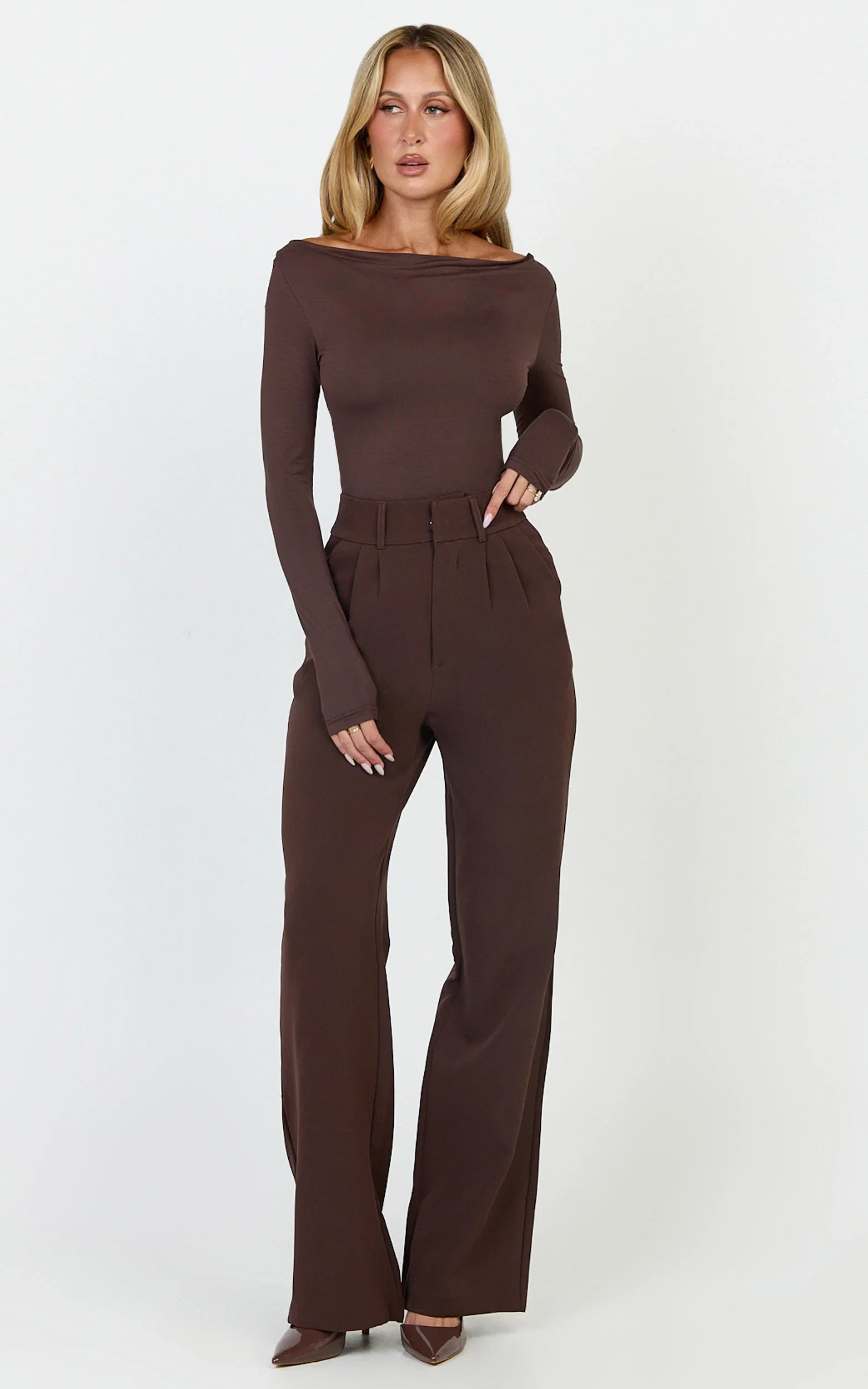 Tisdale Top - Boat Neck Long Sleeve Top in Choc