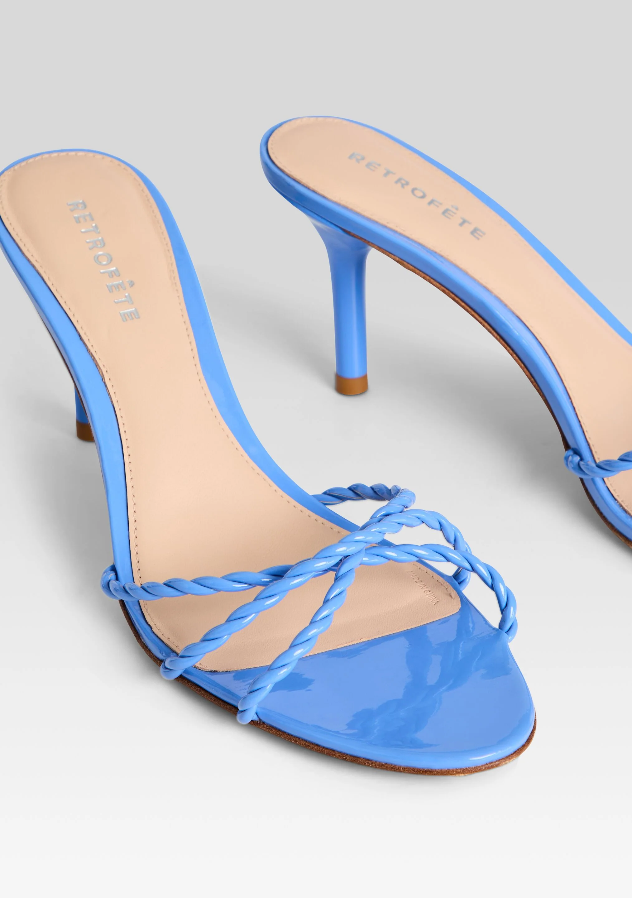 Karolina Sandal