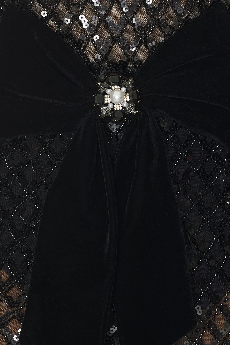 Farah Embellished Maxi Dress With Gloves