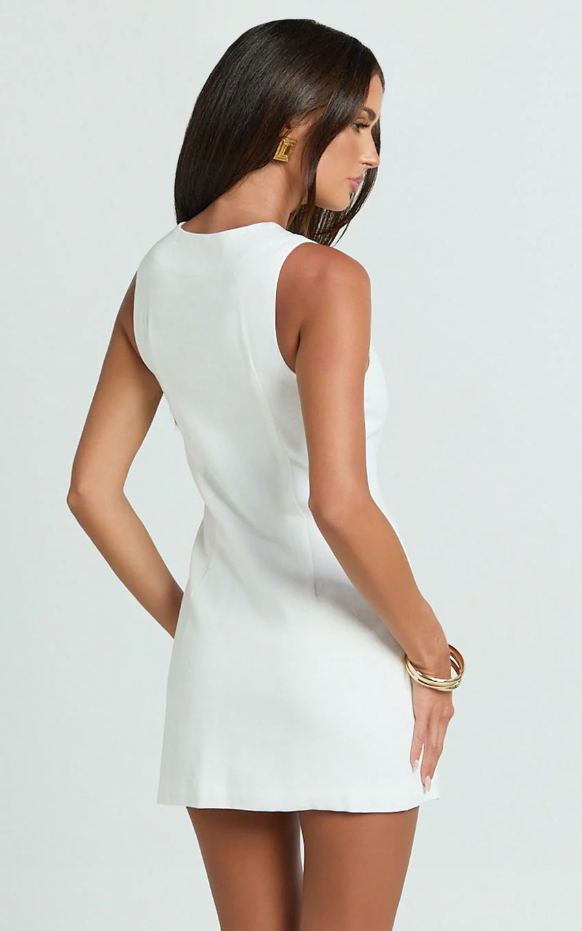 Alberta Mini Dress - Fitted Hardware Button Down Welt Pocket Dress in Off White - luluinthesky