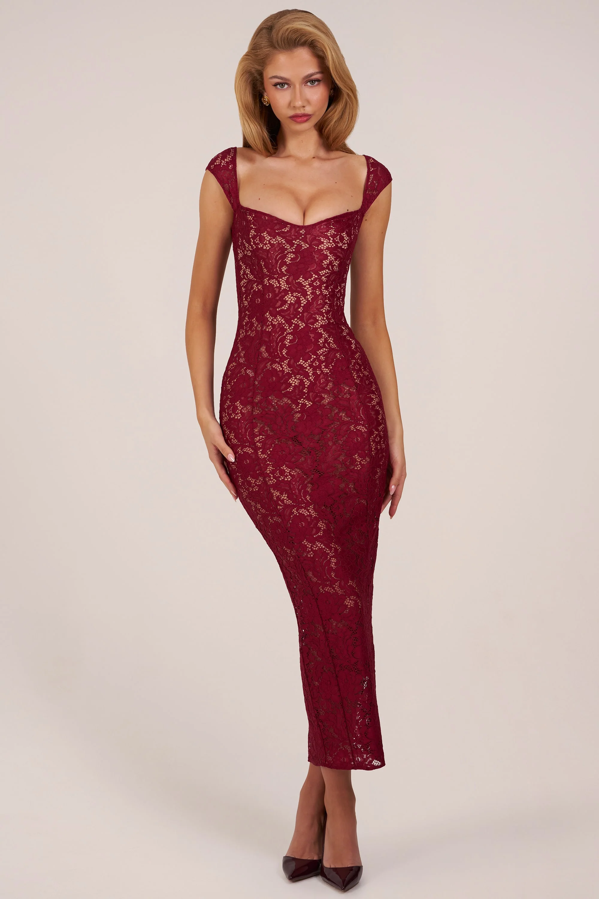 Sweetheart-Neck Maxi Dress in Wine