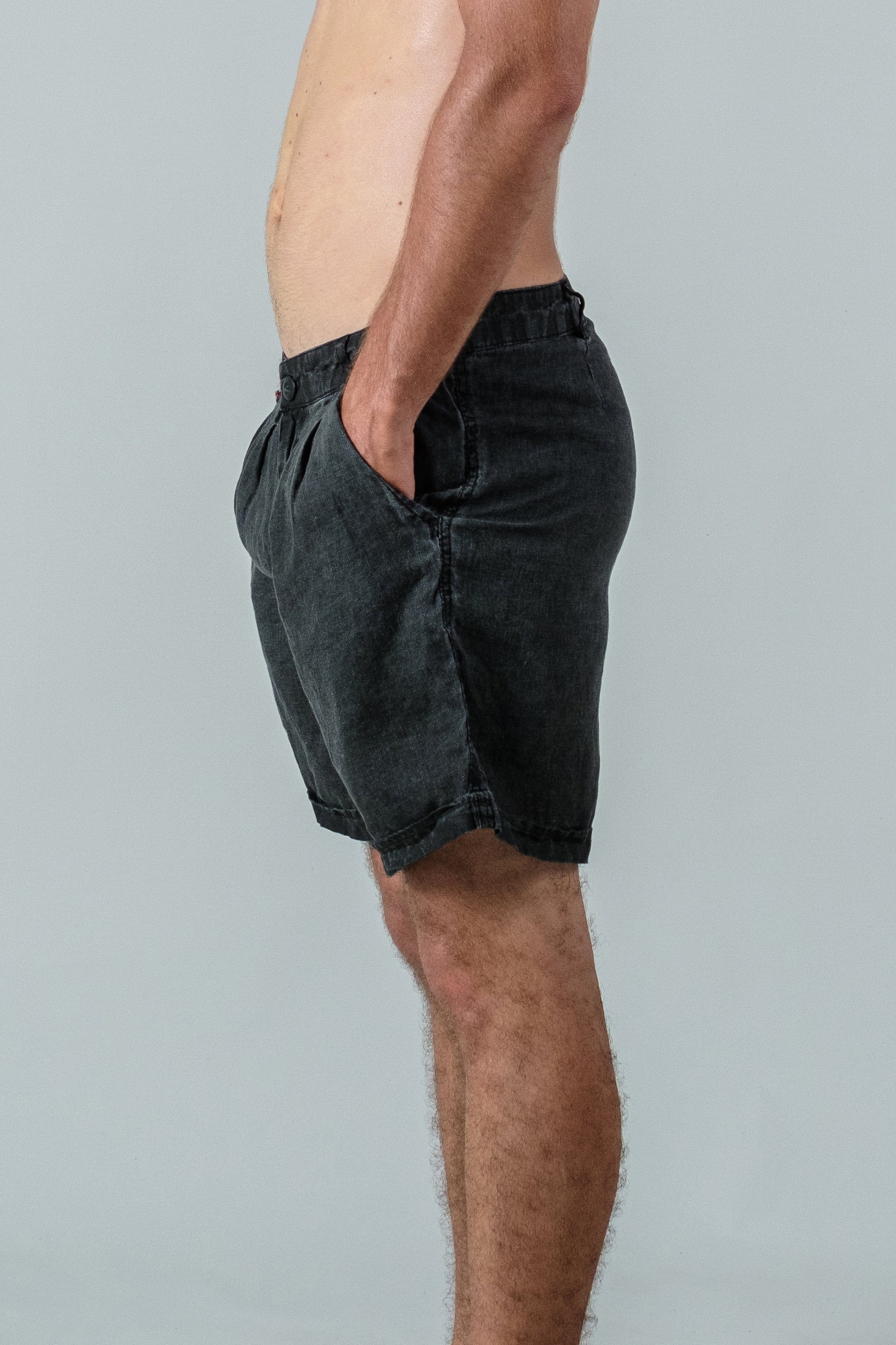 Dark Mist Short