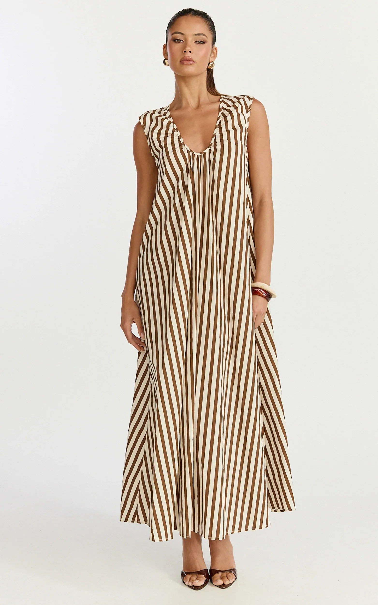Raye Midi Dress - Sleeveless Dress in Chocolate