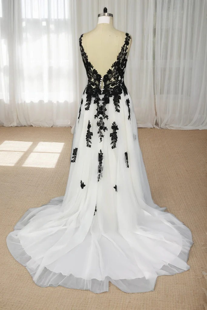 A-Line Chapel Train Lace Tulle Wedding Dress CW2806