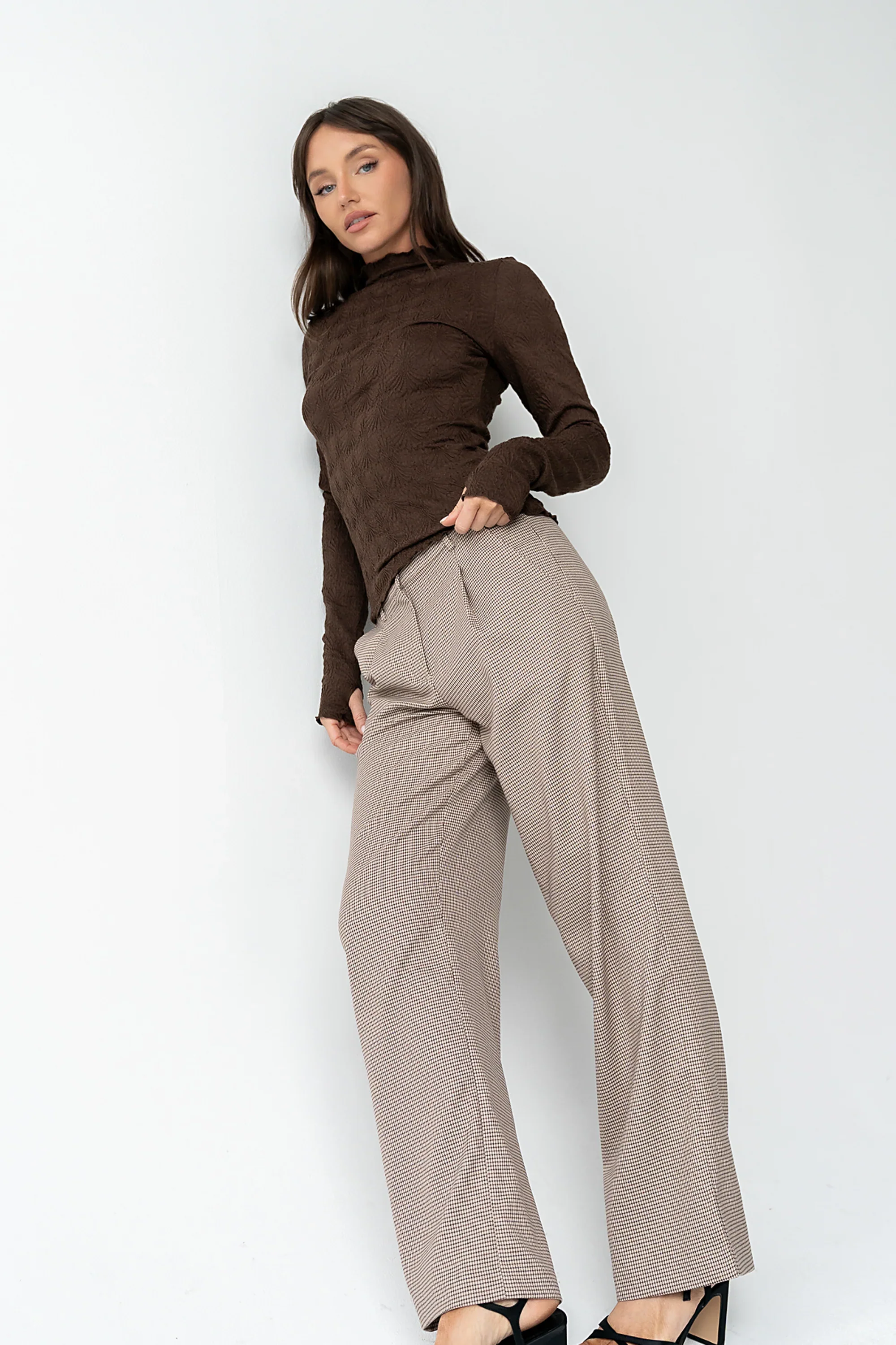 Benny Textured Top in Brown