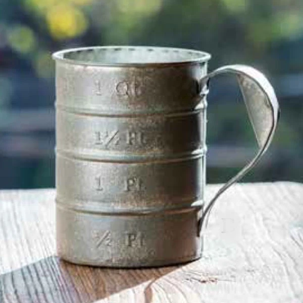 Aged Metal 1-Quart Measuring Cup