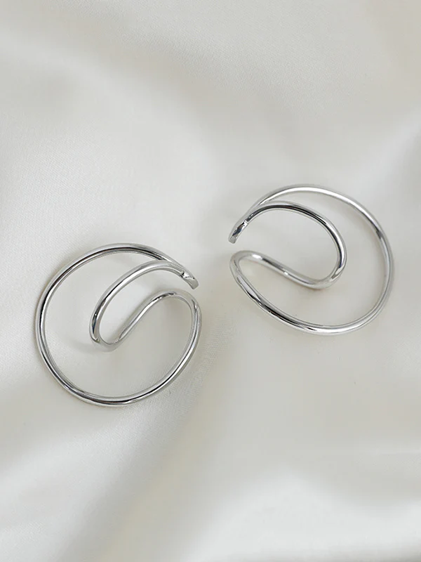 Chic Irregular Solid Color Twist Earrings