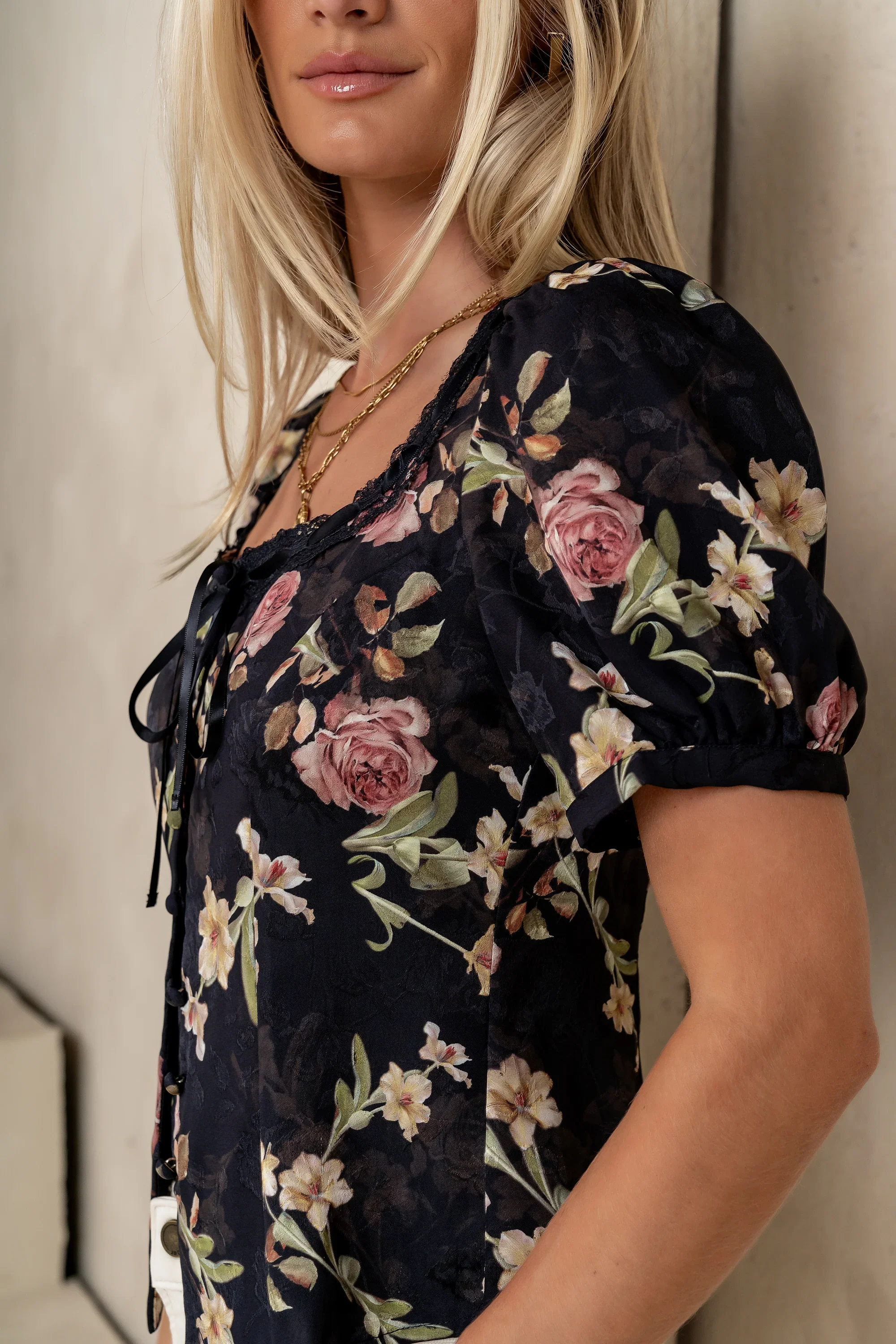 Faith Floral Blouse in Black