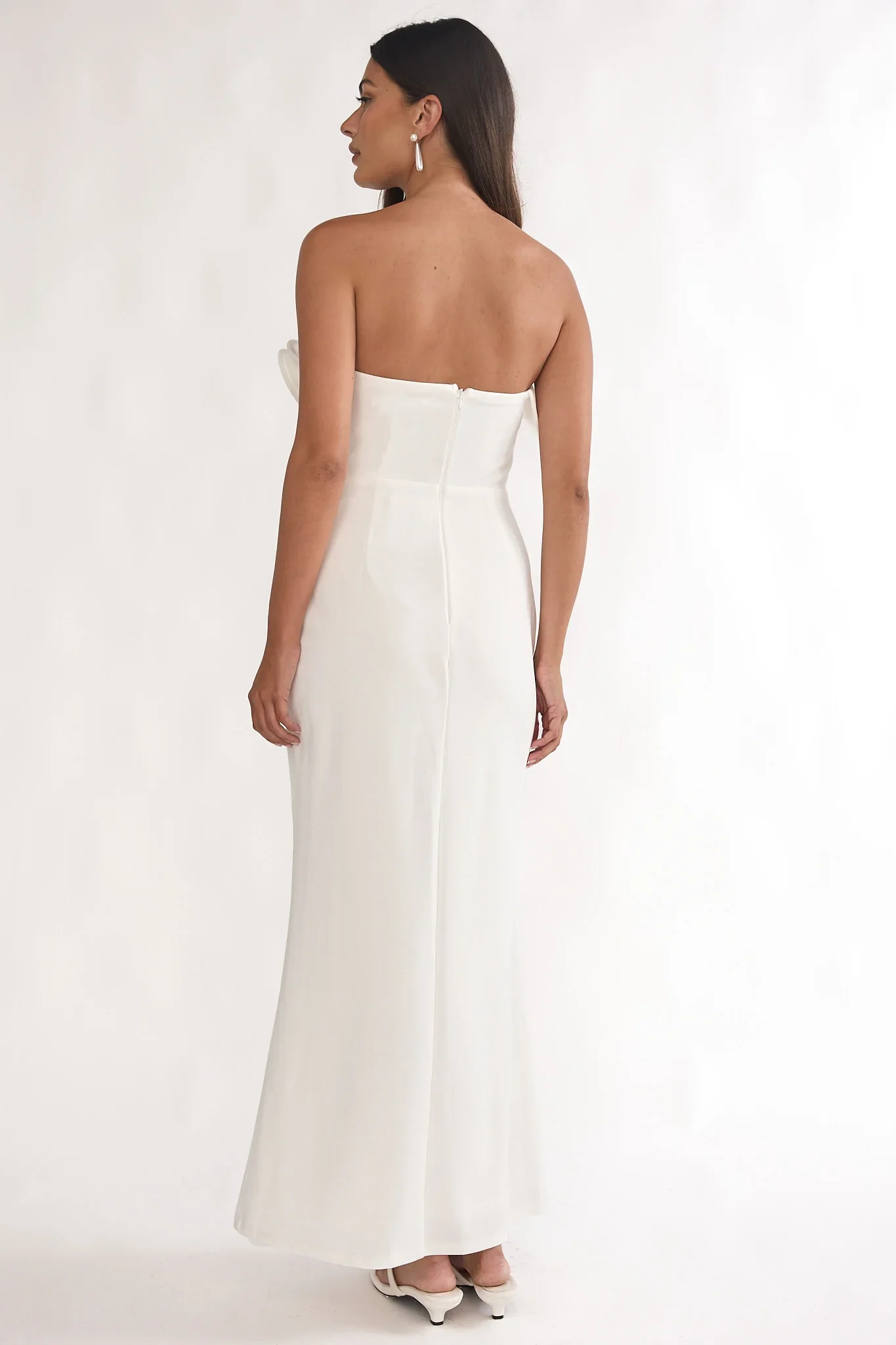 Amellia Off-Shoulder Rosette Maxi Dress White