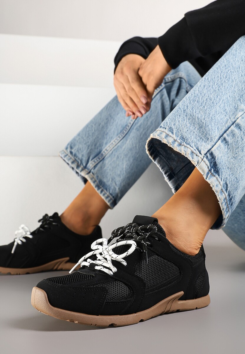 Czarne Sneakersy z Podwójnymi Sznurówkami Terfitra