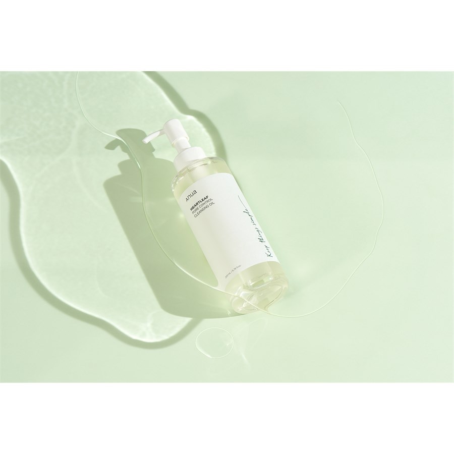 Anua Heartleaf Pore Control Cleansing Oil