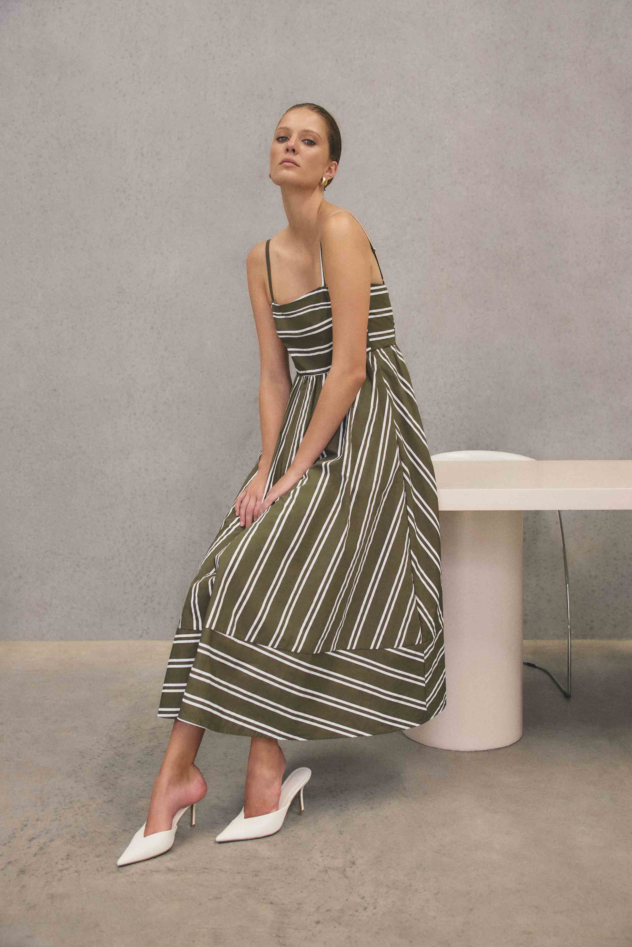 CURAAE Giverny Stripped Midi Dress in Green