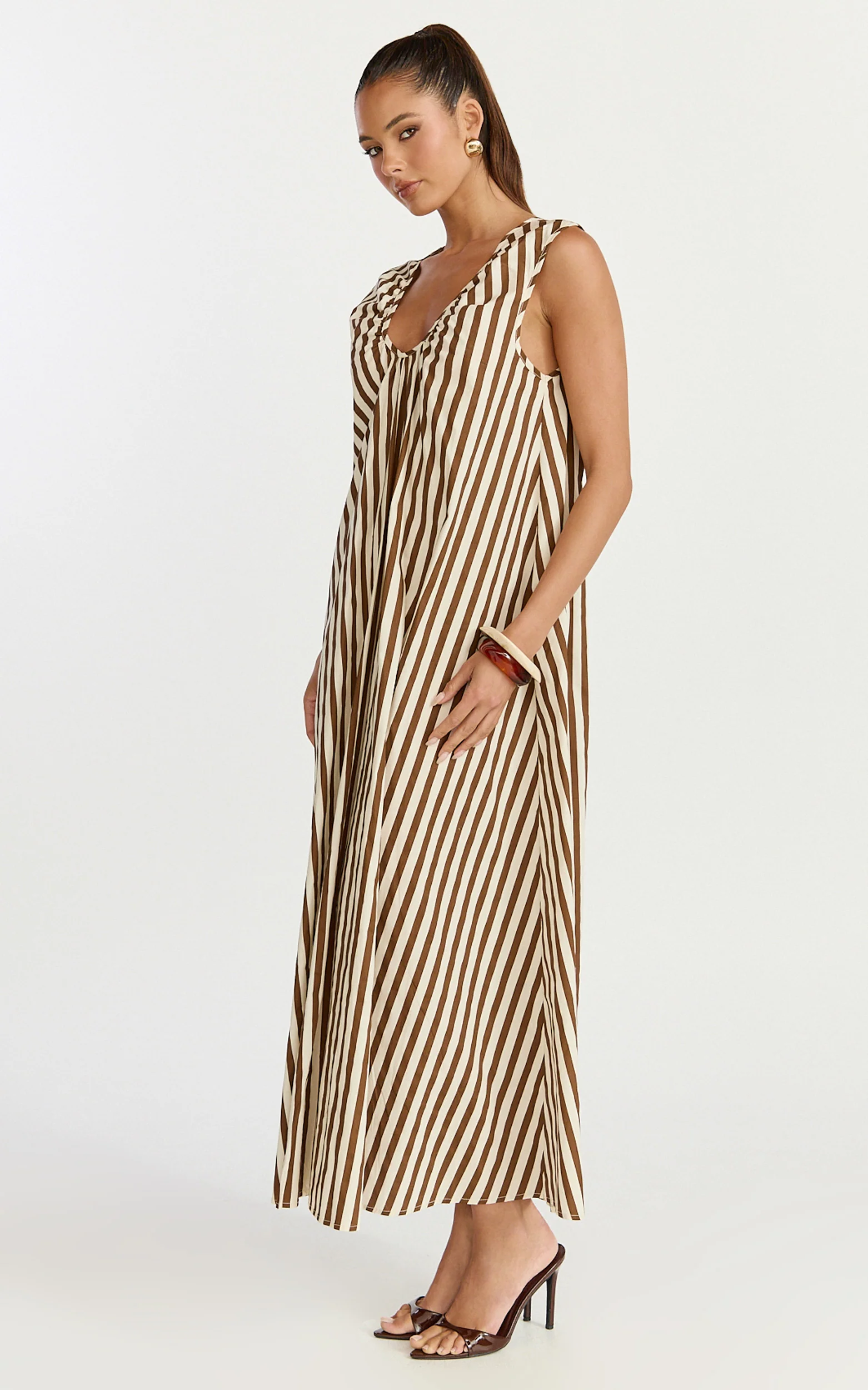 Raye Midi Dress - Sleeveless Dress in Chocolate