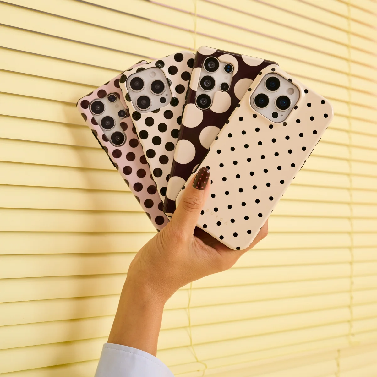 Sweet Treat - iPhone 13 ケース