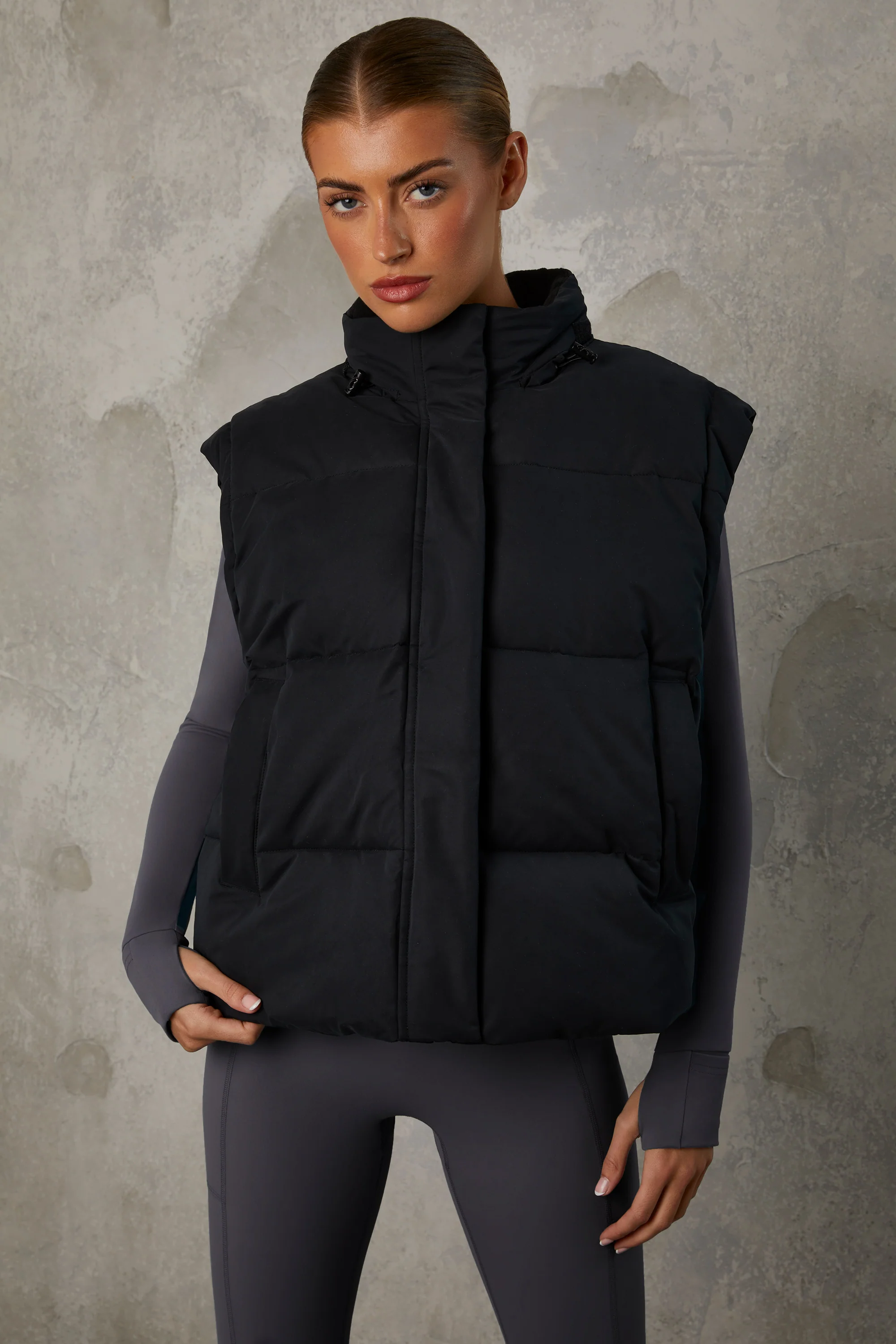 Cropped Puffer Jacket with Detachable Sleeves in Black