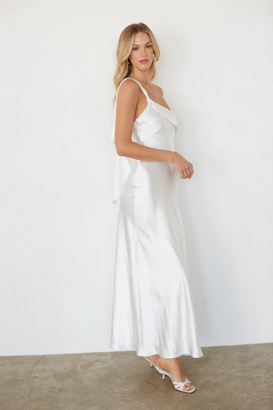 Sarahi Ruffle Strap Maxi Dress - luluinthesky