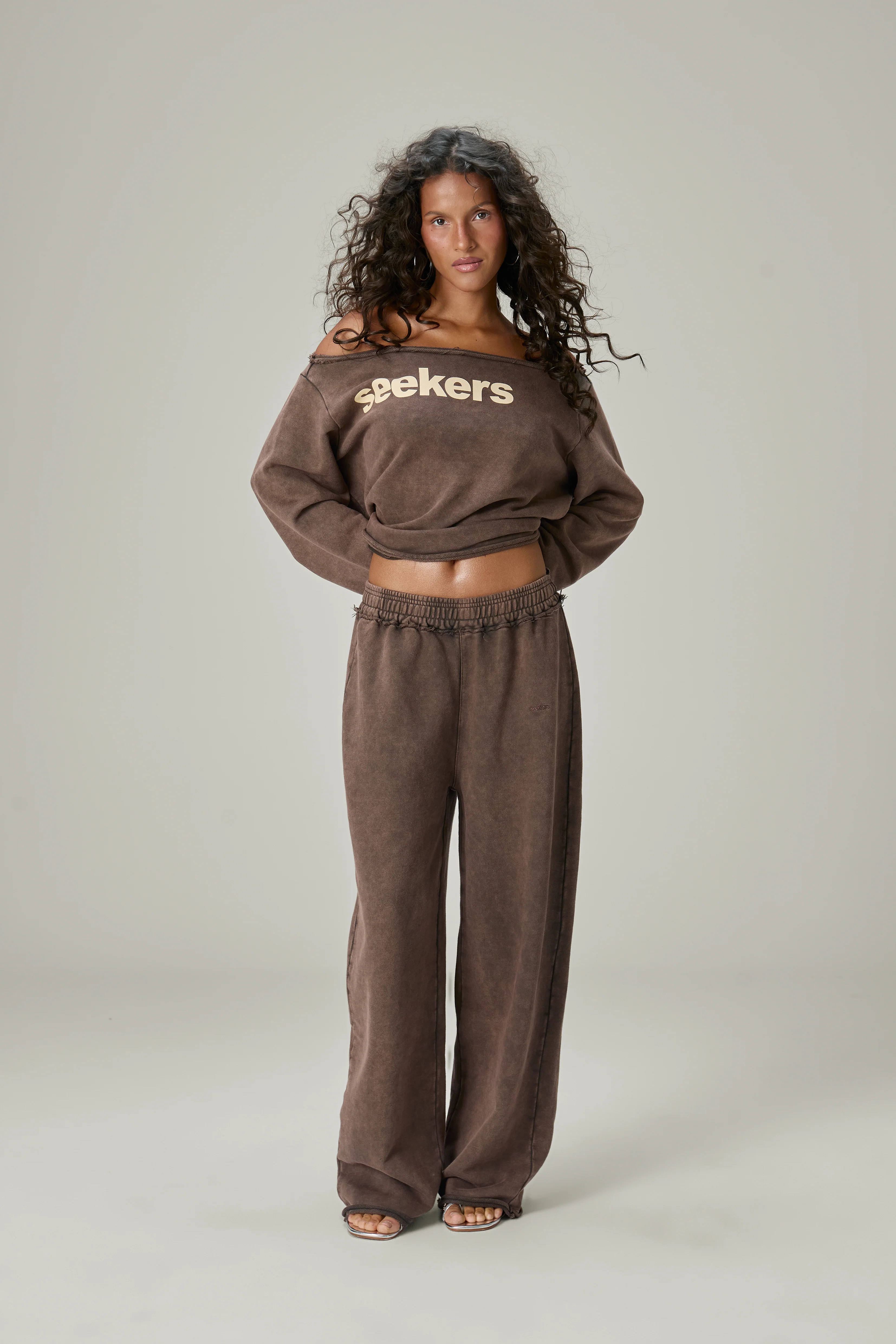 Slouch Wide Leg Sweatpants in Brown