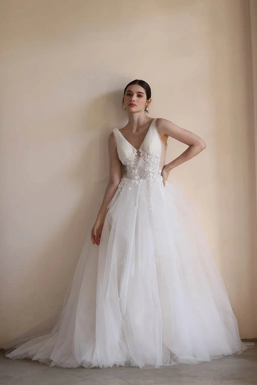 A-Line Sweep-Brush Train Lace Tulle Wedding Dress CW3555