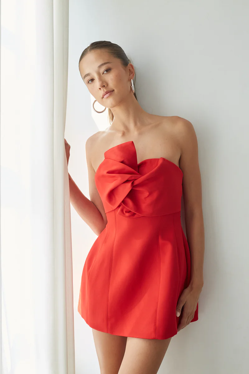 Alix Twist Front Bubble Mini Dress - luluinthesky