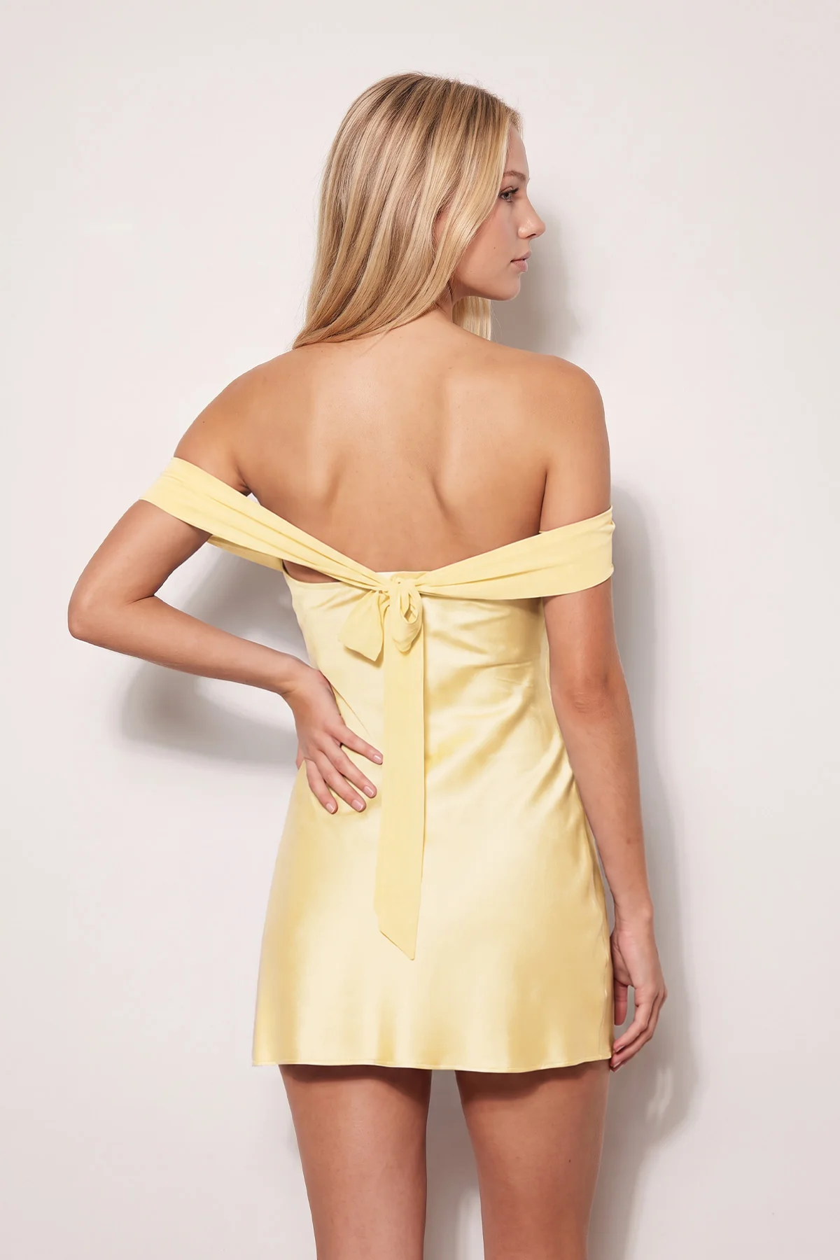 Off the Shoulder Sky Blue Sheath Satin Mini Homecoming Dress