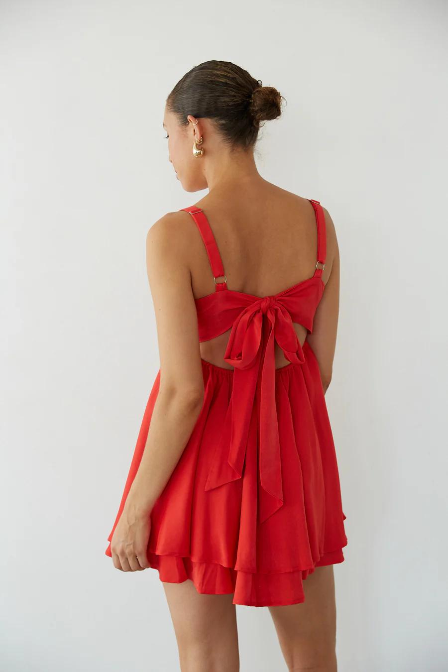 Suki Twist Babydoll Mini Dress - luluinthesky