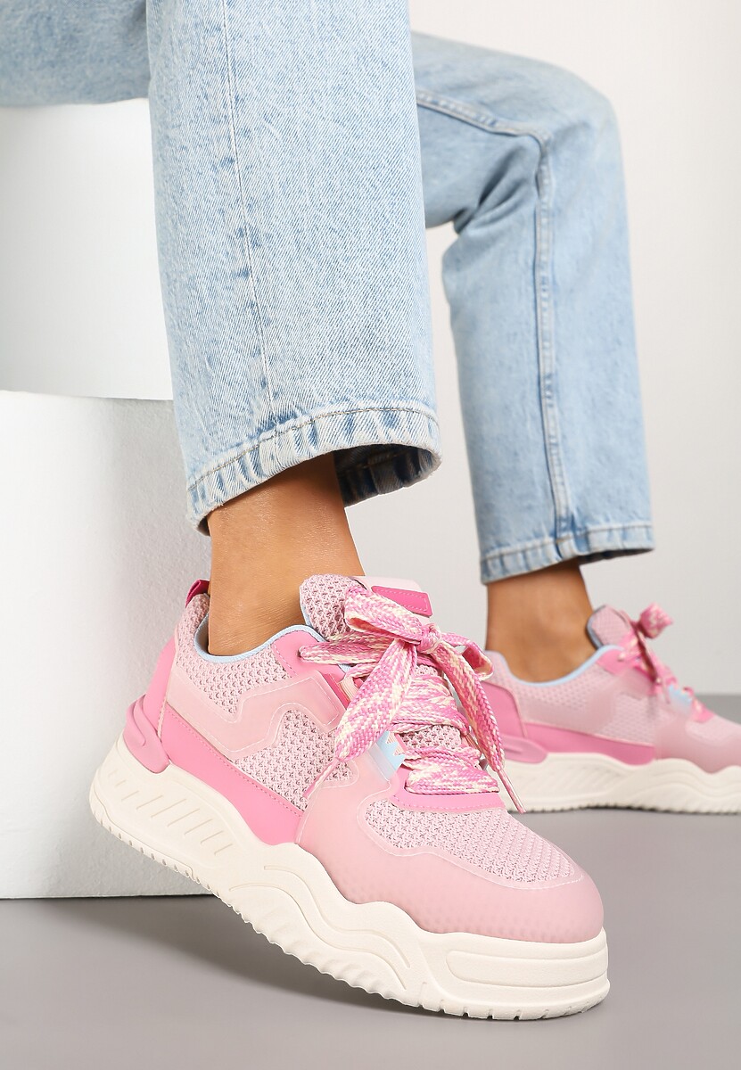 Różowe Sneakersy z Tłoczoną Platformą Xilanne