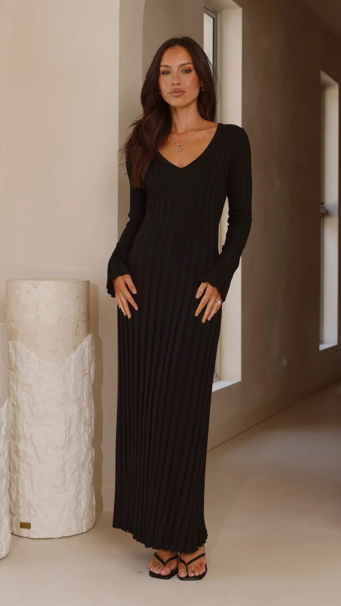 Cyra Long Sleeve Maxi Dress - Black