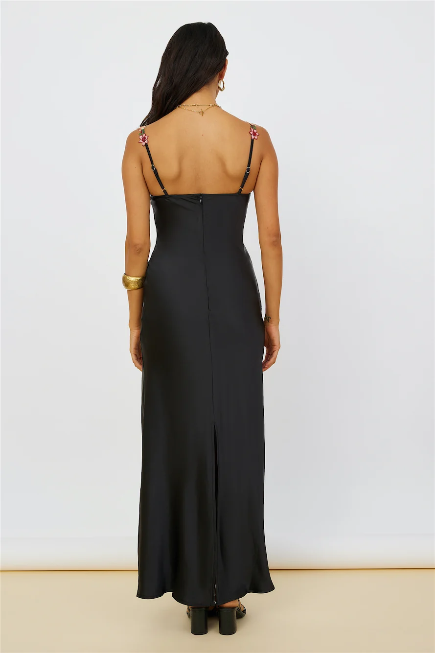 Magnetic Forces Maxi Dress Black