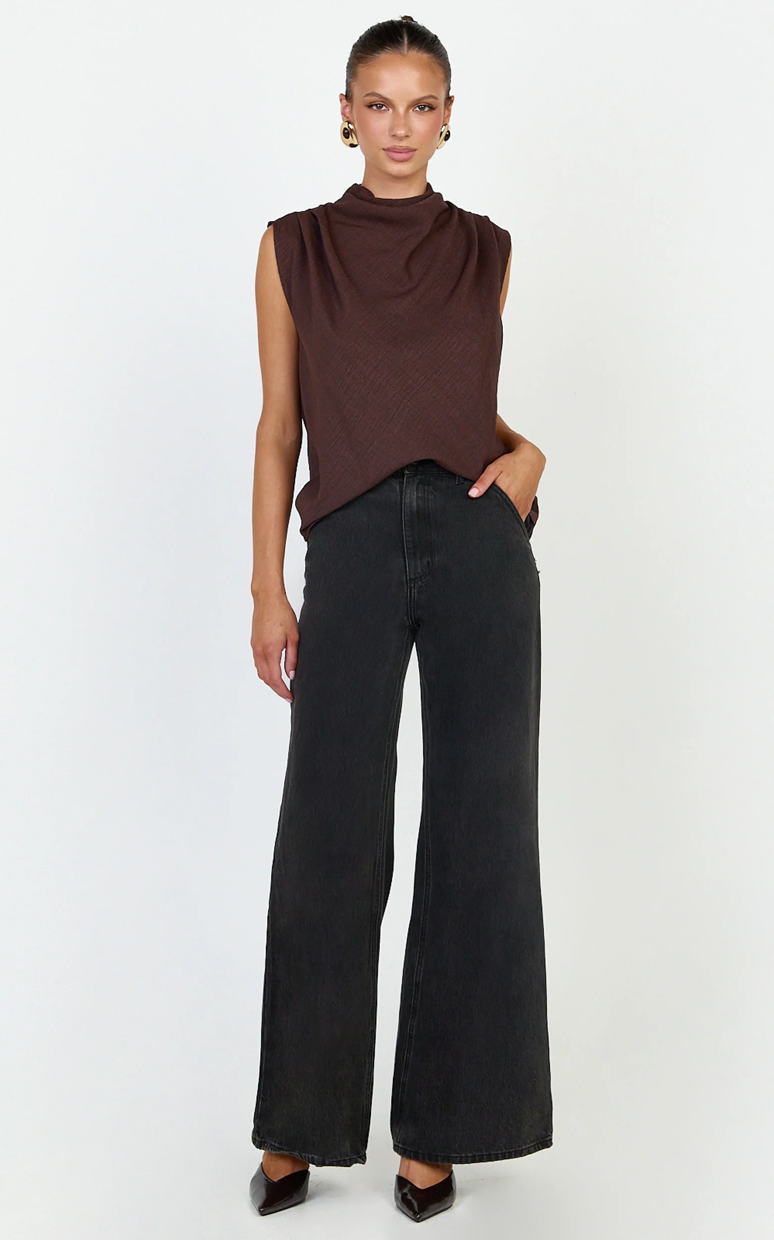 Arianae Top - High Neck Top in Brown
