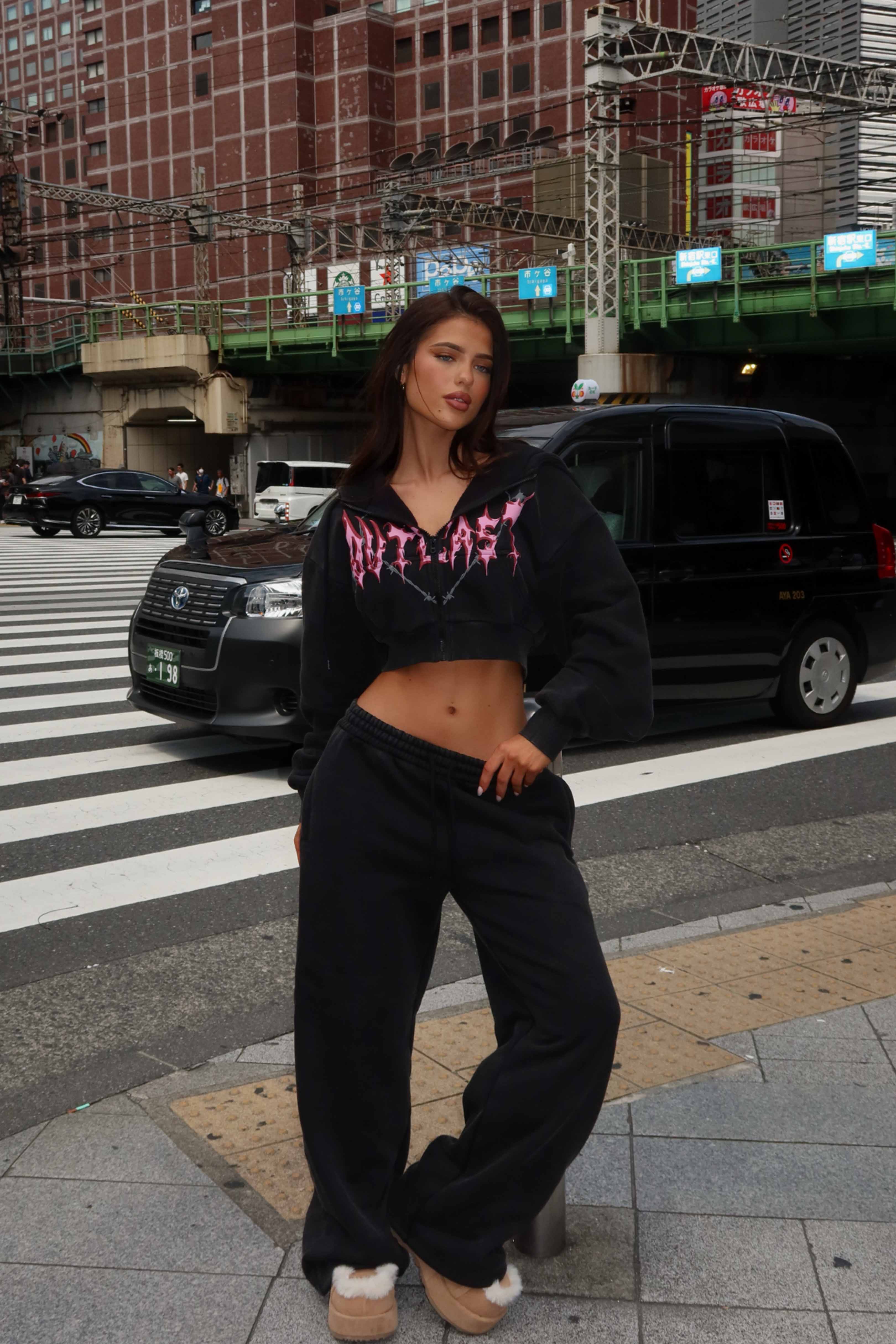 Nya Sweatpant Washed Black