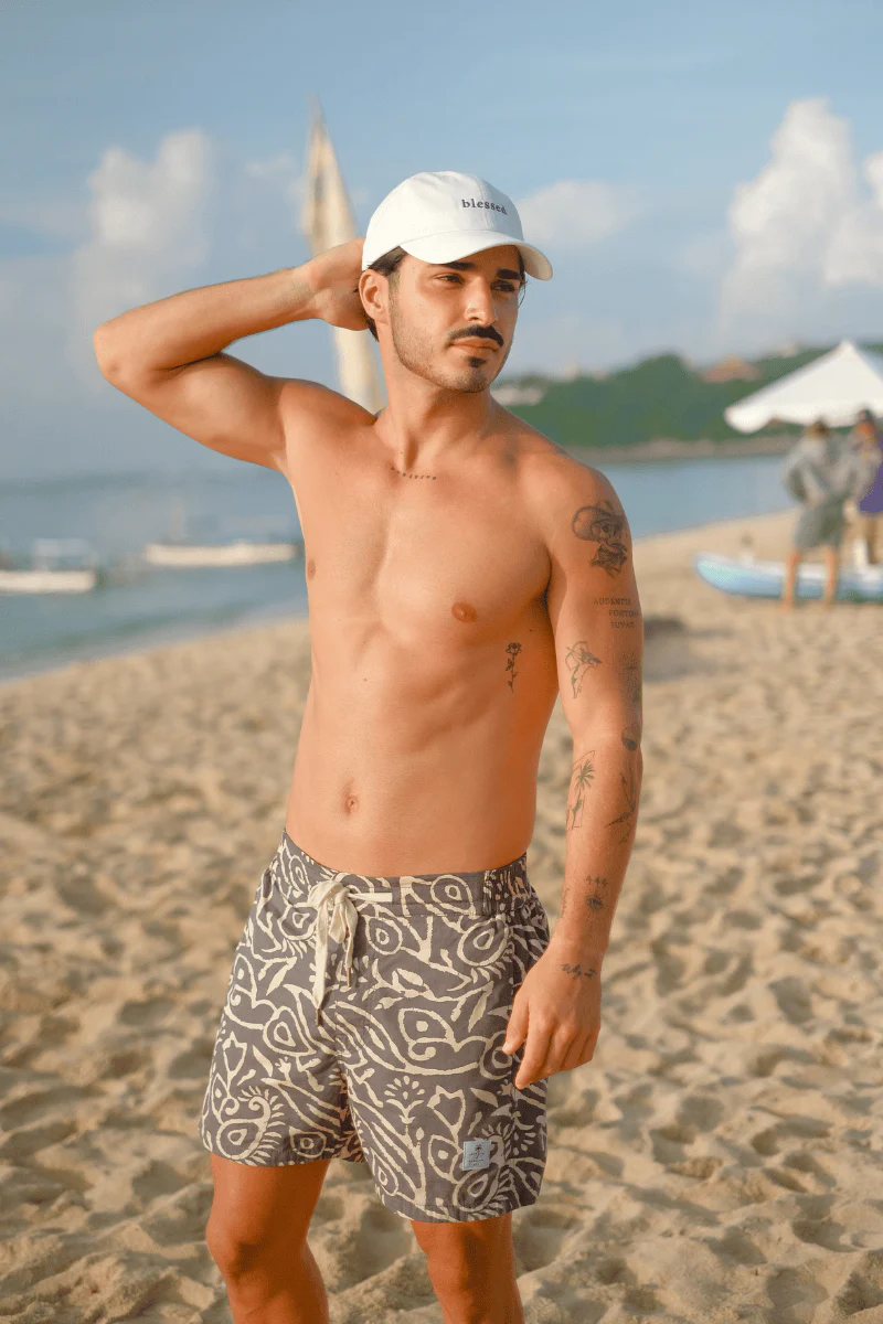 Sumba Short