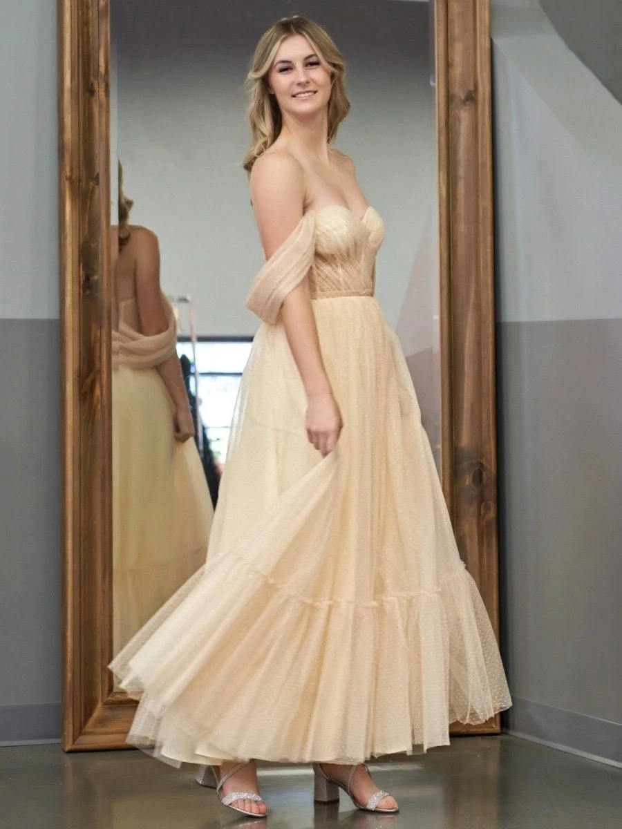 A-Line Tulle Sweetheart Tea-Length Homecoming Dress