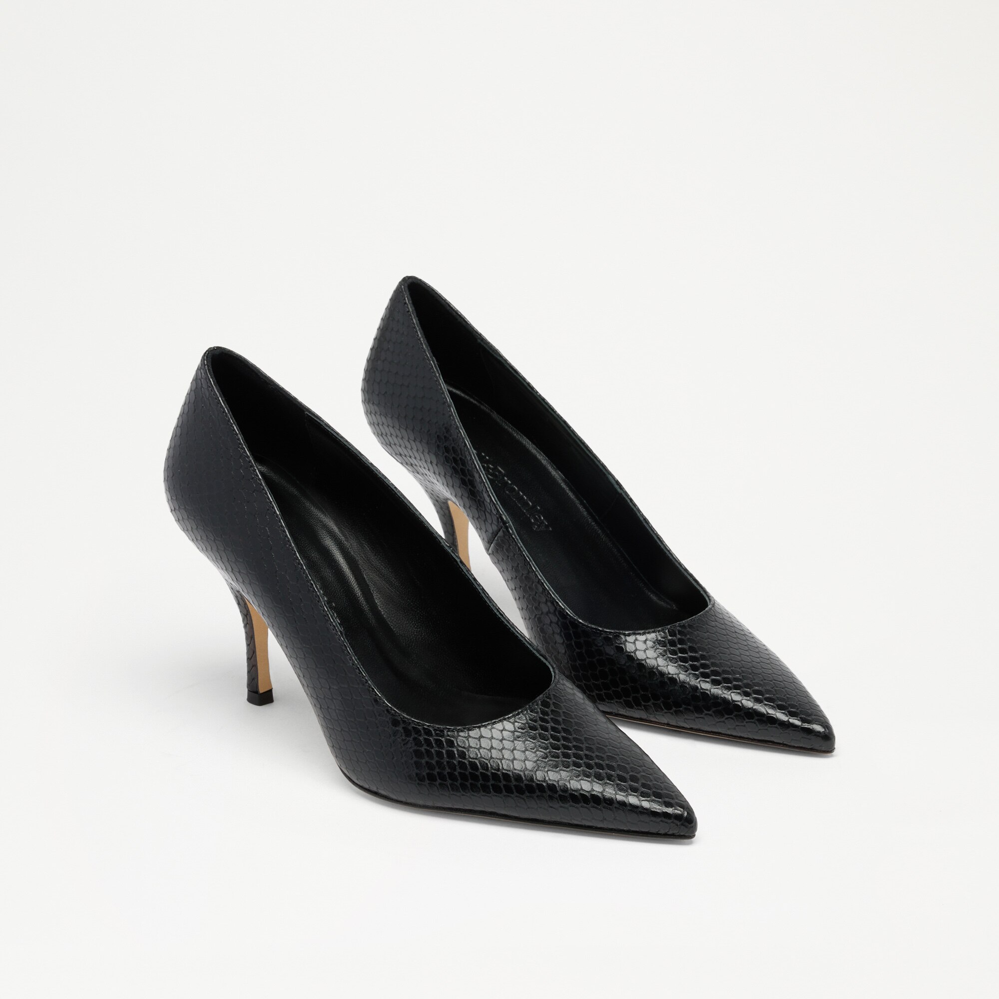 Hillcliffe Court High<br>High Heeled Court